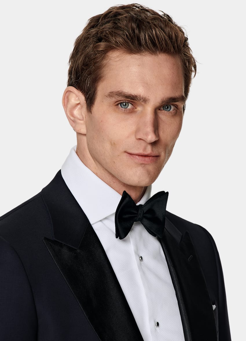 Navy Three-Piece Tailored Fit Lazio Tuxedo