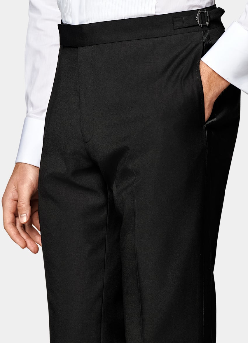 Black Three-Piece Tailored Fit Lazio Tuxedo
