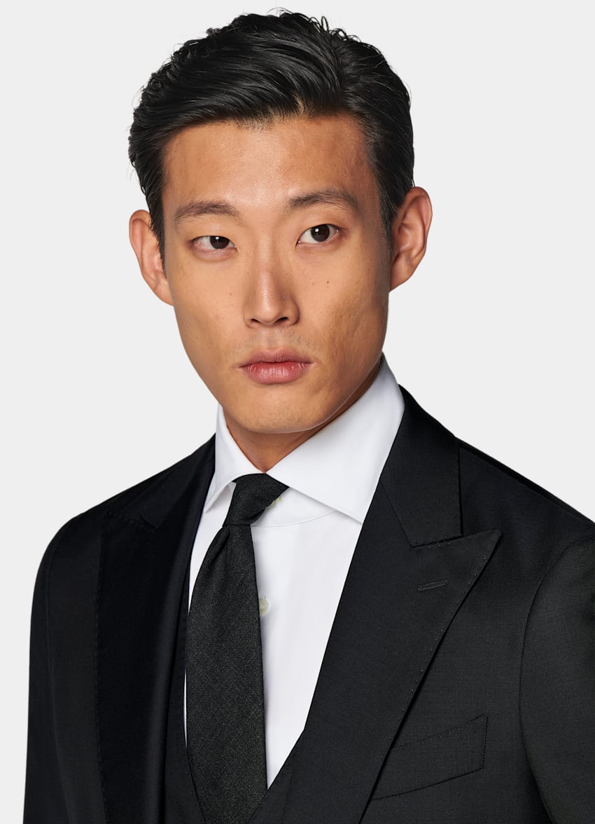 Navy Perennial Three-Piece Tailored Fit Havana Suit