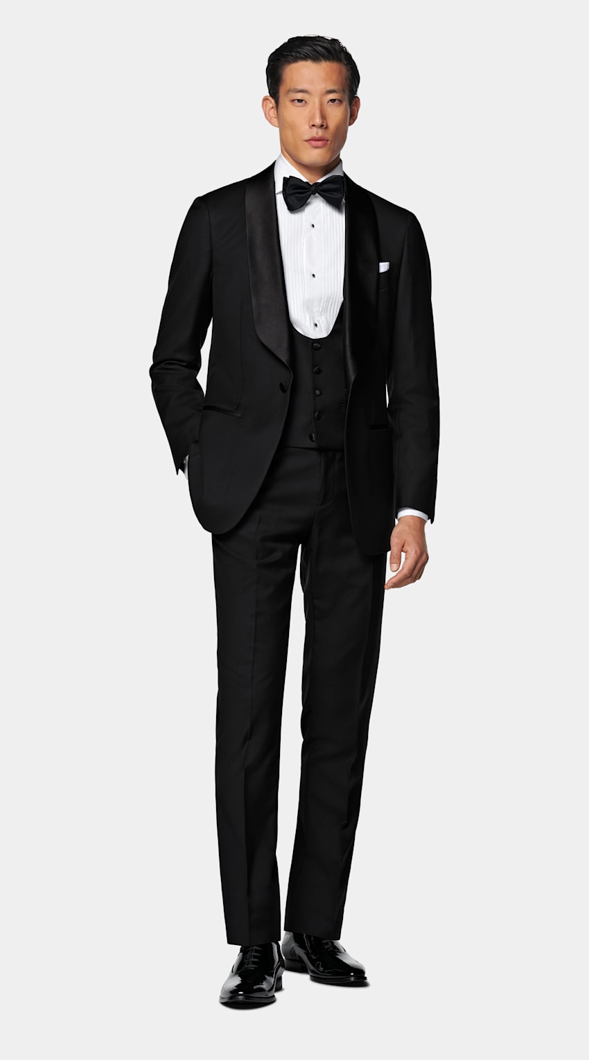 Black Three-Piece Tailored Fit Havana Tuxedo