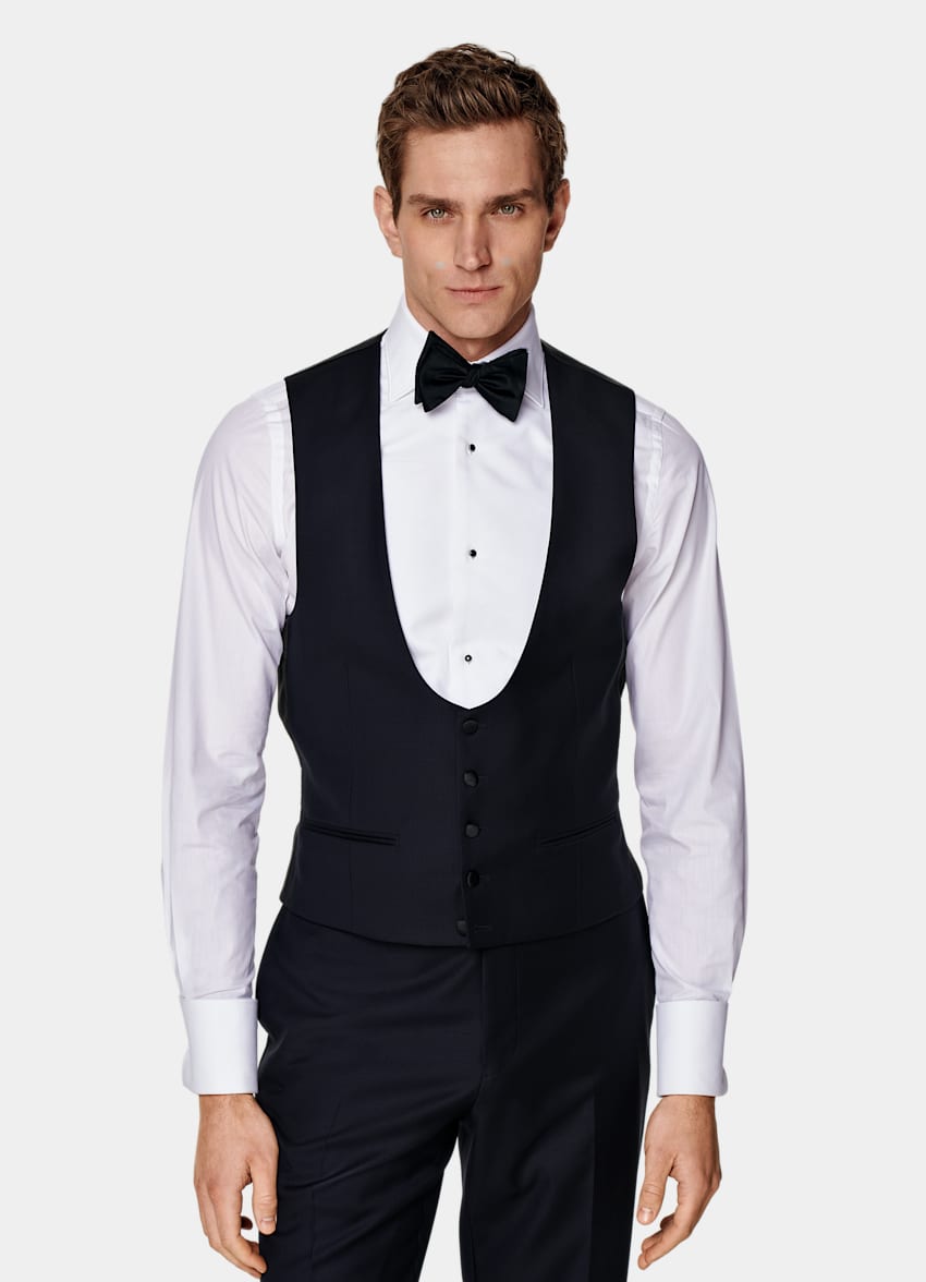 Navy Three-Piece Tailored Fit Lazio Tuxedo