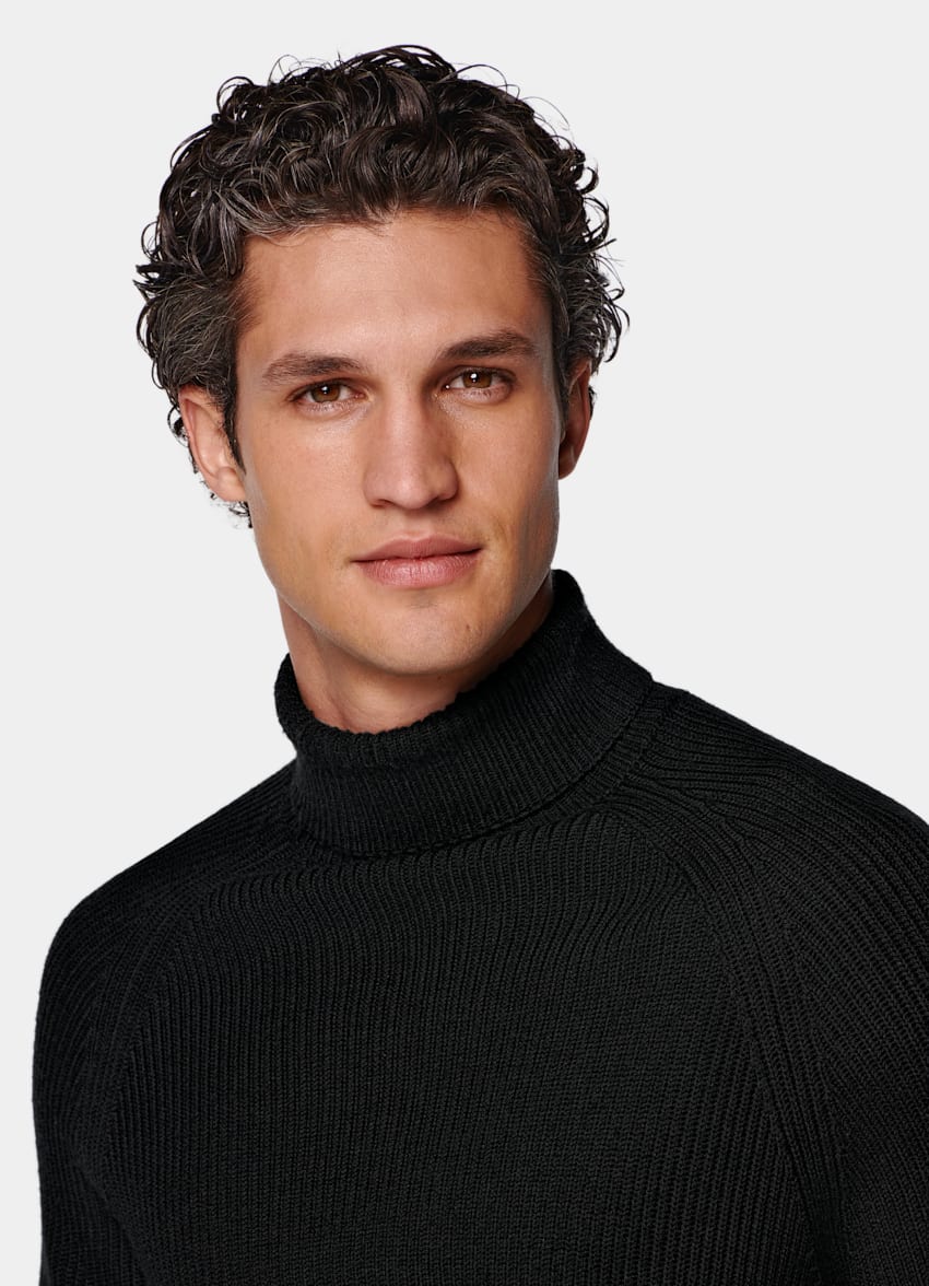 Black Merino Ribbed Turtleneck