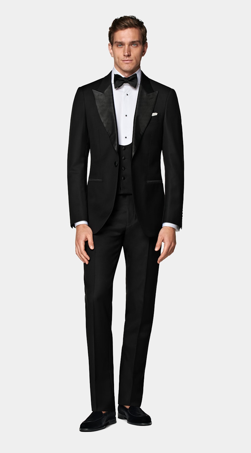 Black Three-Piece Tailored Fit Lazio Tuxedo
