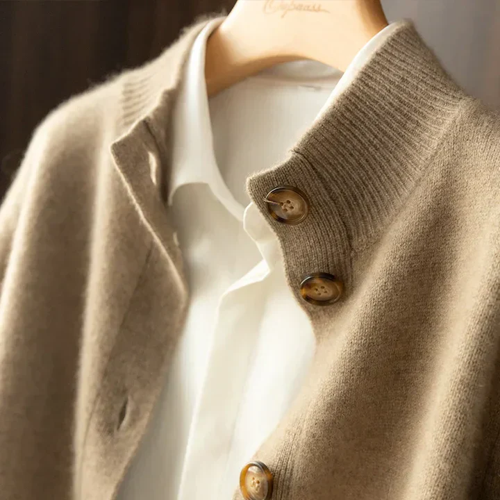 Button | Cardigan