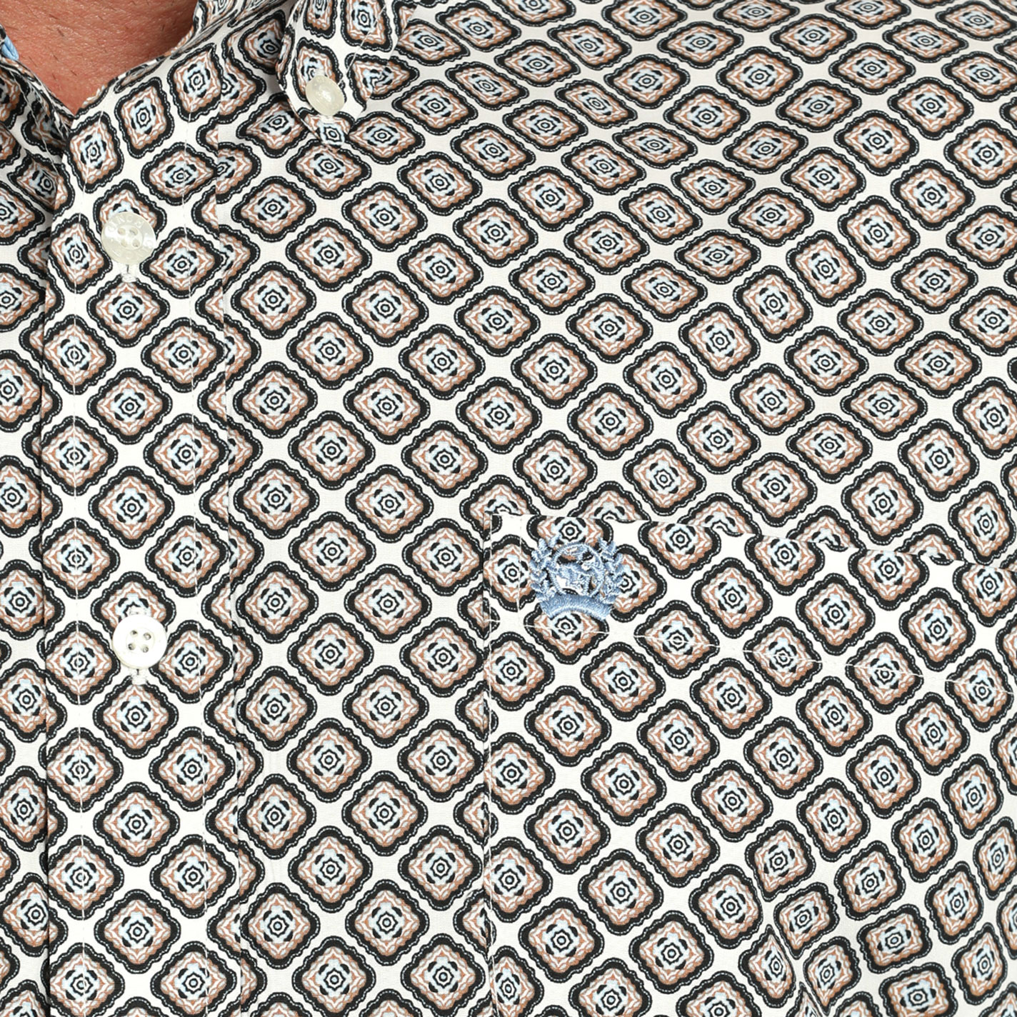 Cinch Men's Medium Cream Geo Print Button Down Shirt - Image 1