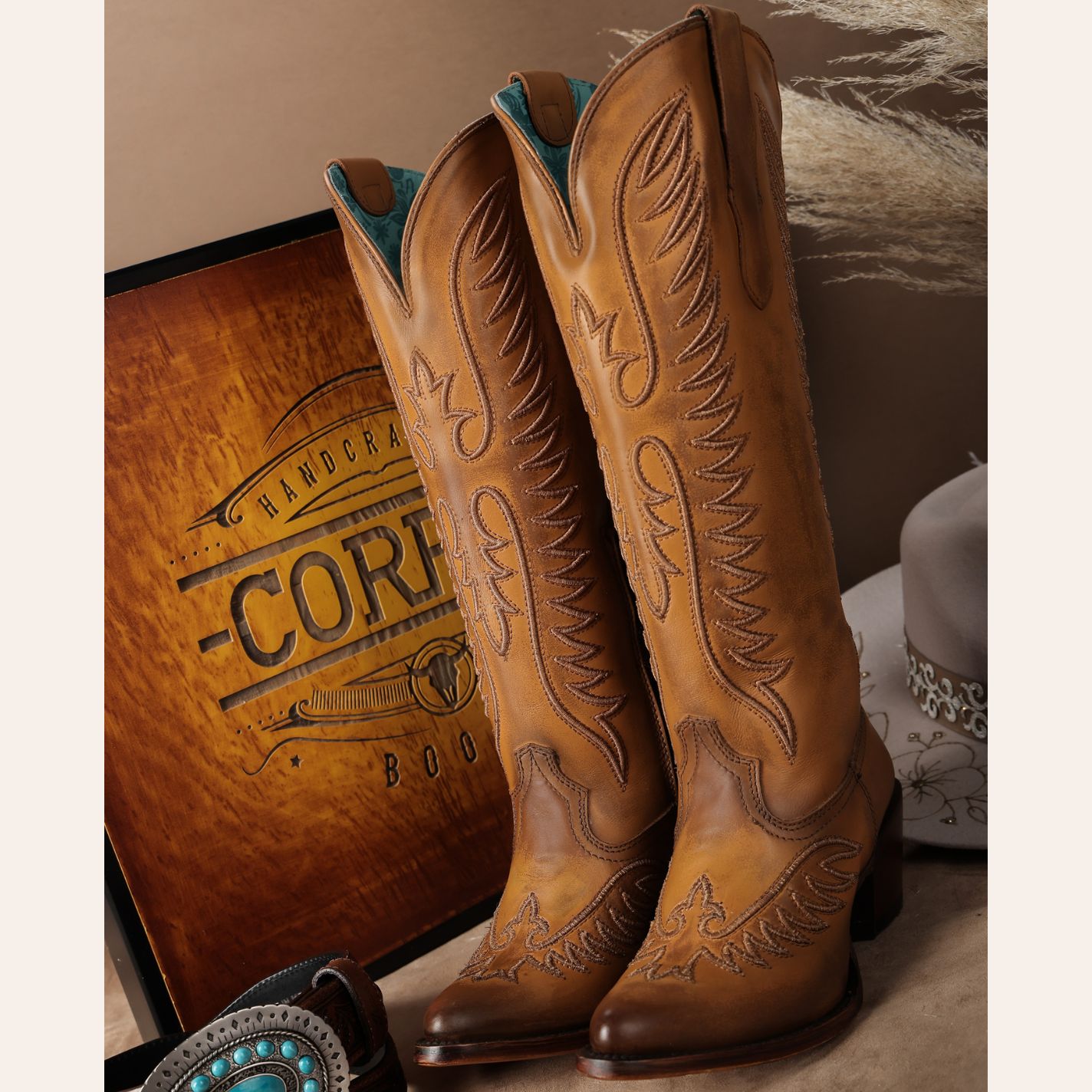 Corral Women's Tan Stitched J Toe Cowboy Boots - Image 1