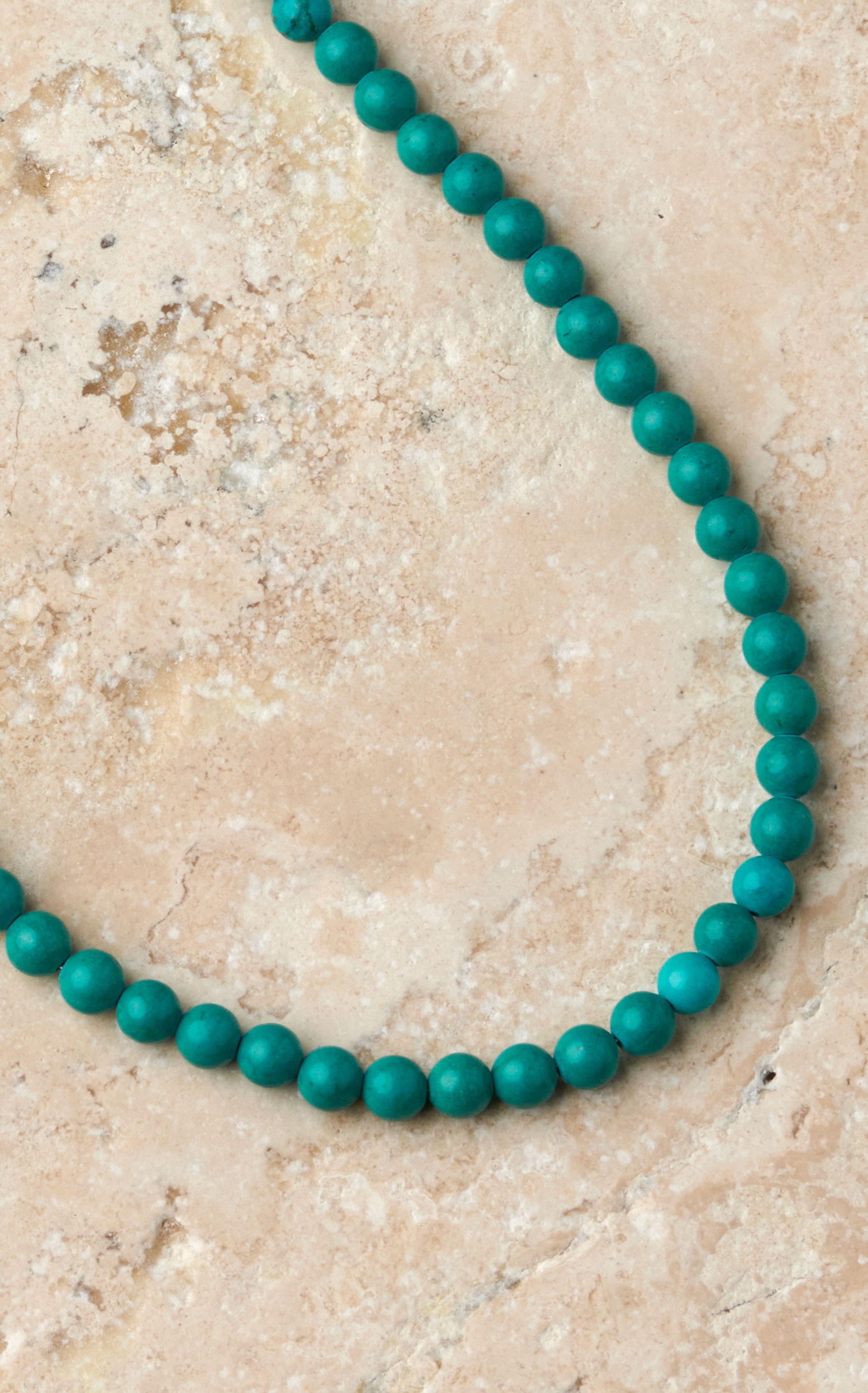 Rockin' C Women's Turquoise Beaded Choker Necklace - Image 1