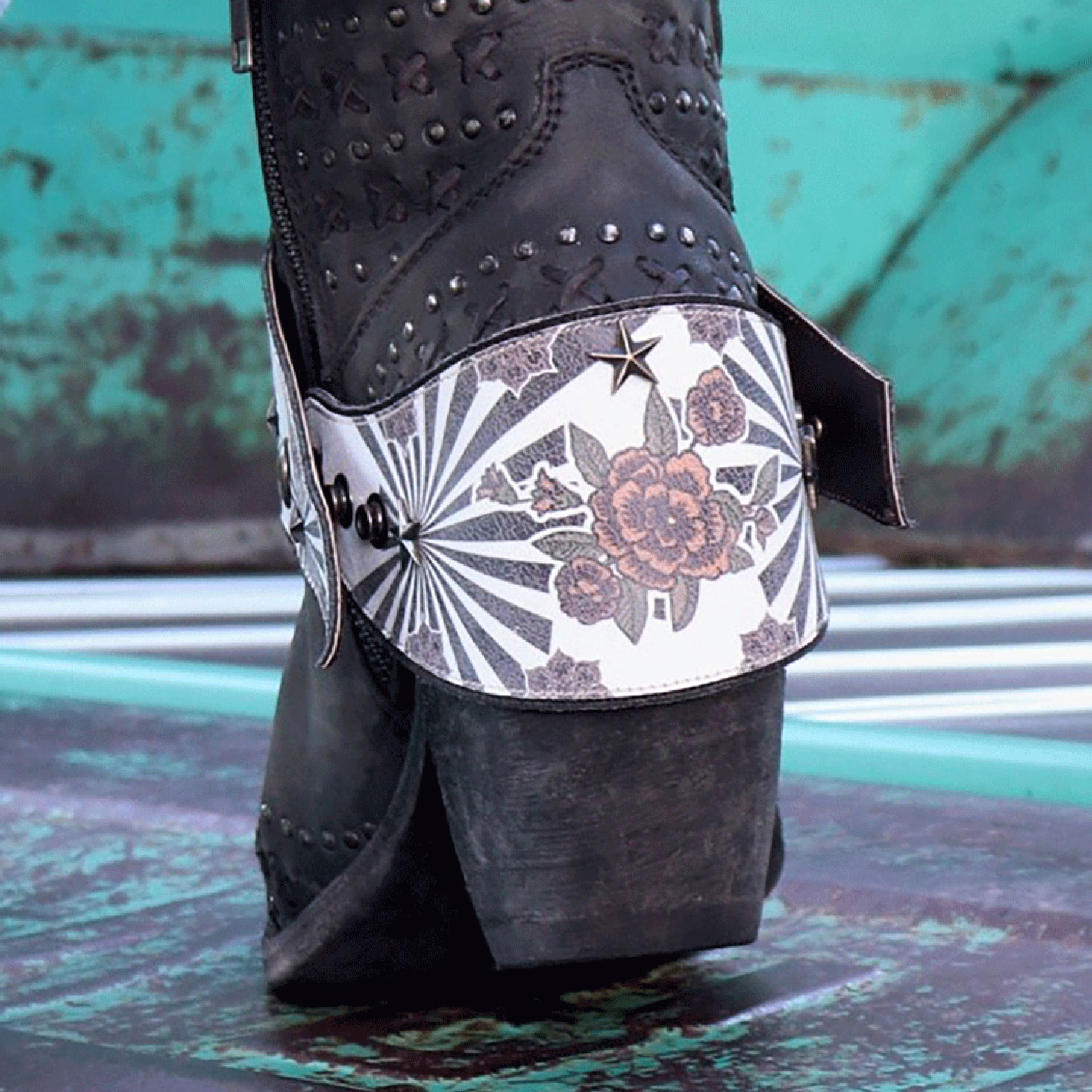 Agave Blue White Marilyn Monroe Printed Boot Lassos - Image 1