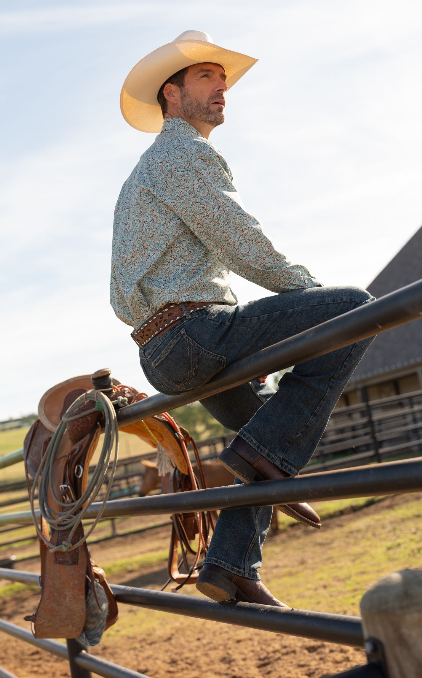 Rafter C Men's ProFlex45 Turquoise Paisley Western Shirt - Image 1
