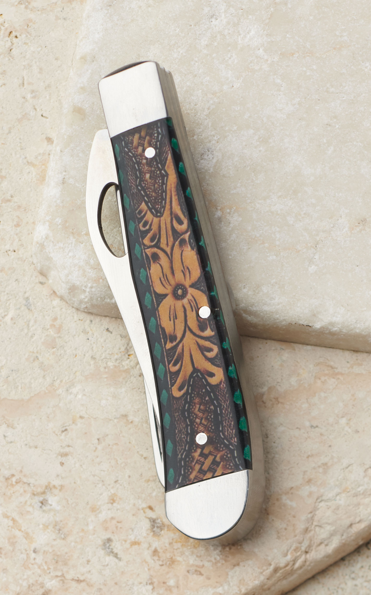Circle SH Cutlery Acrylic Floral Belt Print Trapper Knife - Image 2