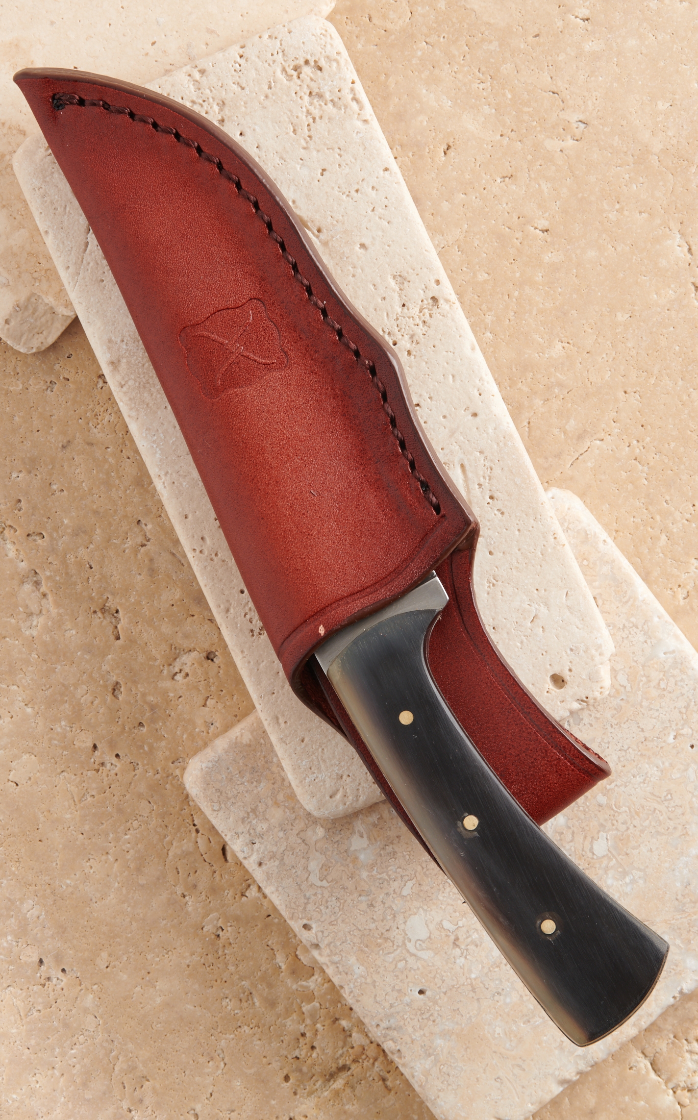 Twisted X Steel Blade and Ox Horn Handle Knife with Leather Sheath - Image 1