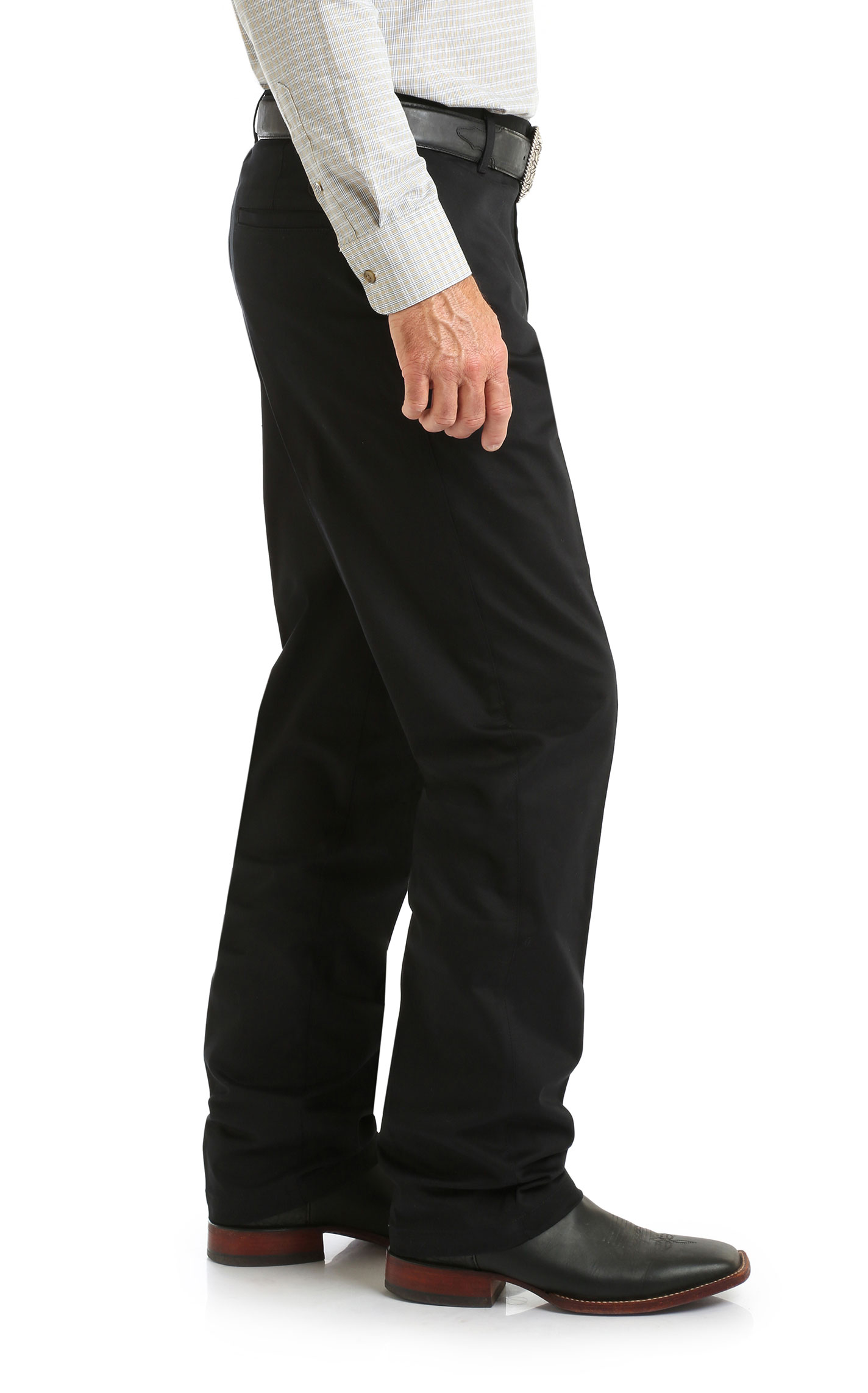 Wrangler Men's Black Flat Front Relaxed Fit Wrinkle Resistant Casual Pants - Image 1