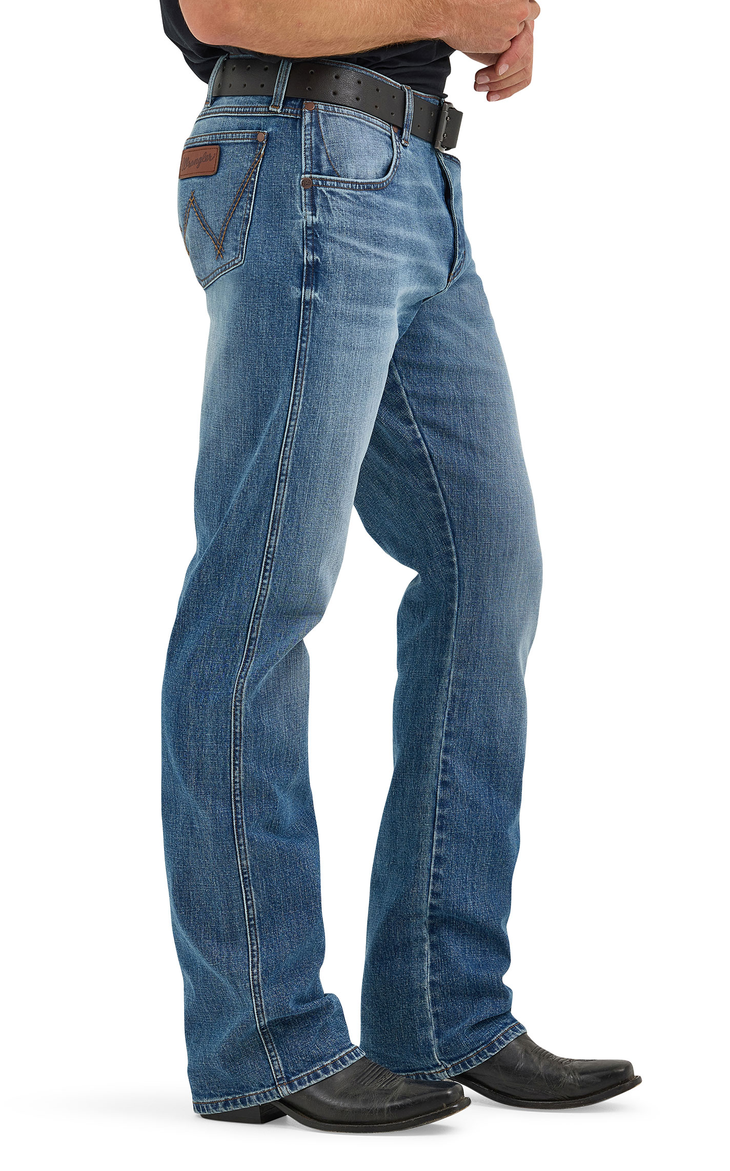 Wrangler Retro Men's Harris Medium Wash Relaxed Fit Bootcut Jeans - Image 1