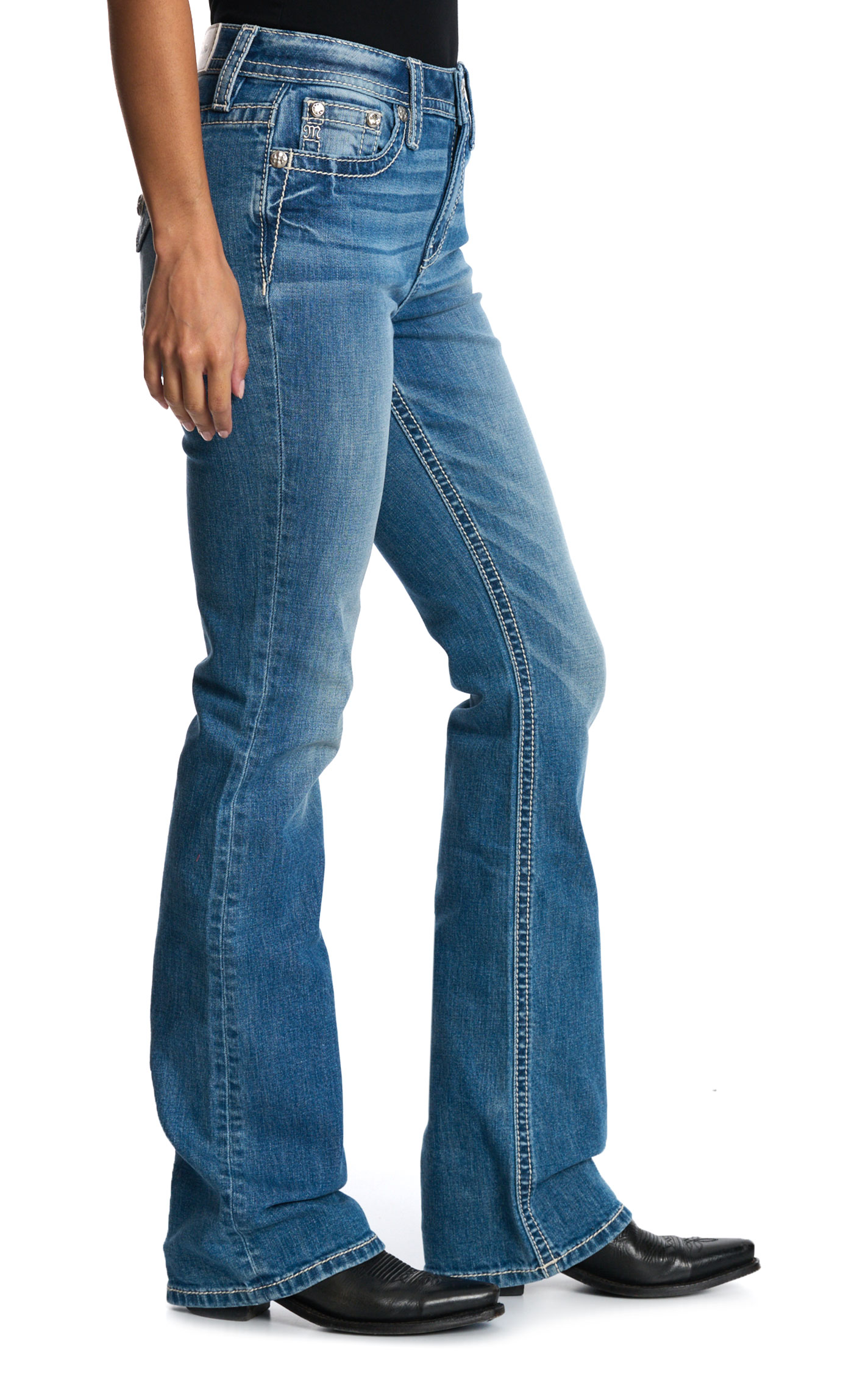 Miss Me Women's Light Wash Basic Boot Cut 34\