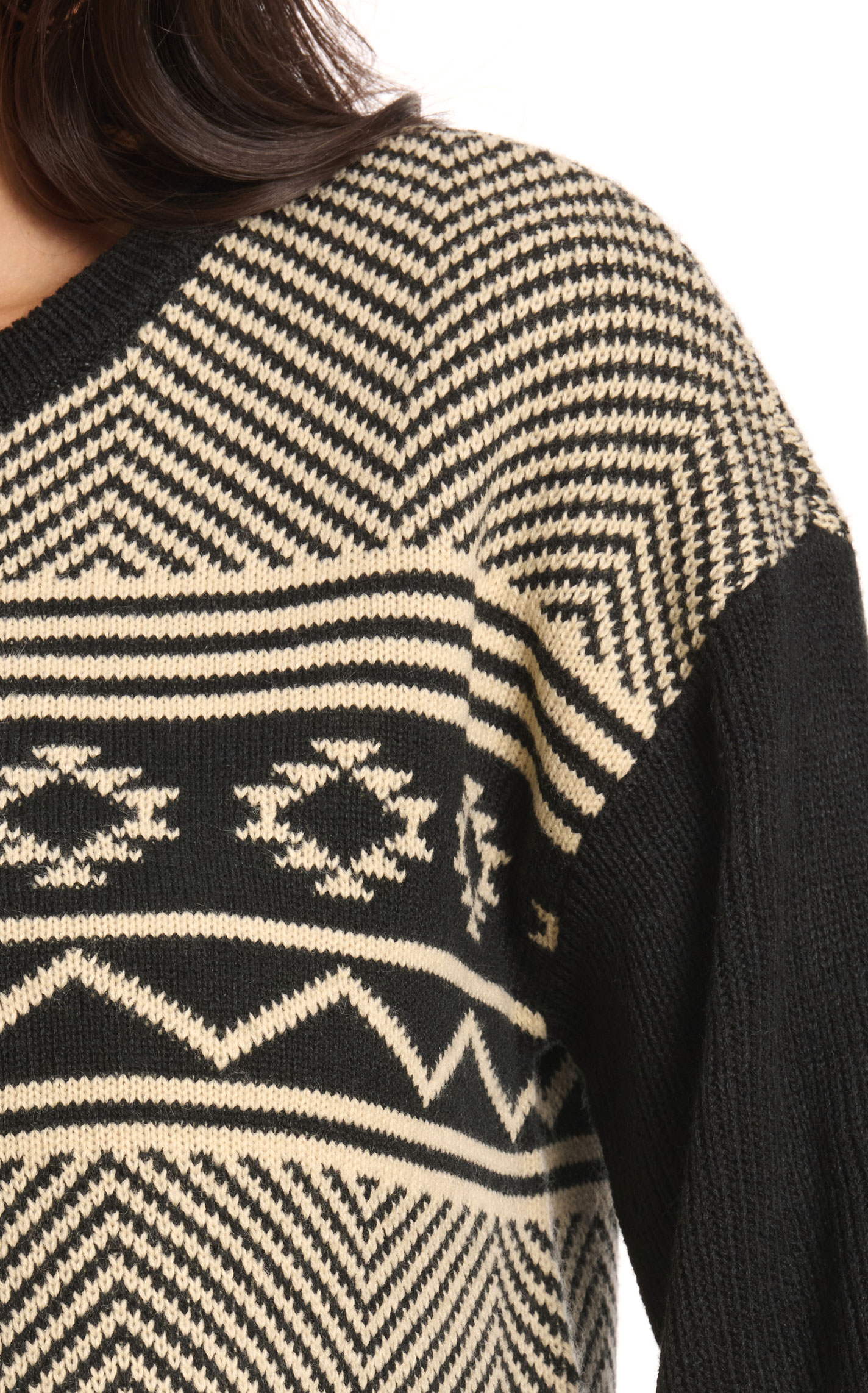 Magnolia Lane Women's Black & Cream Aztec Print Sweater Pullover - Image 1
