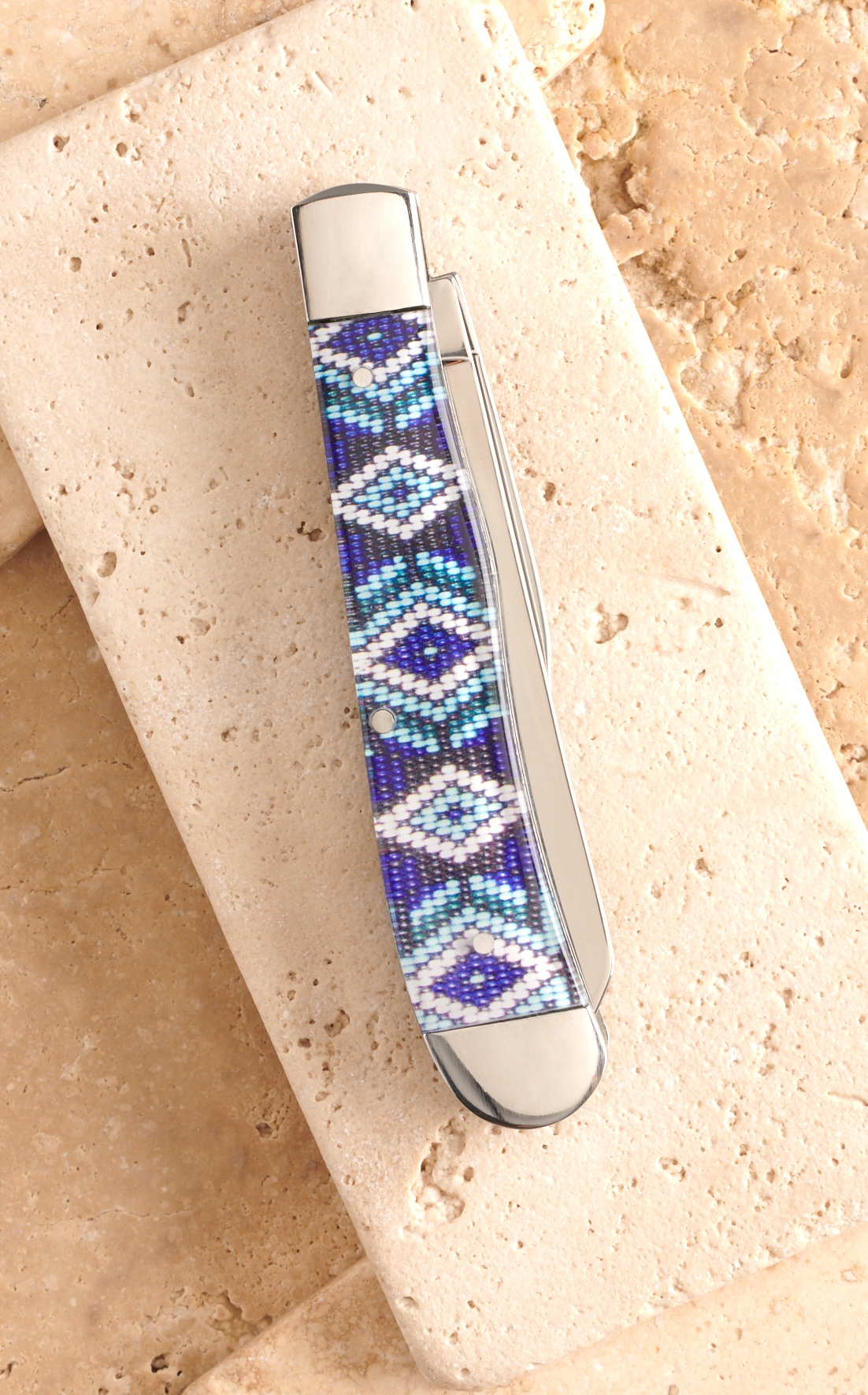 Twisted X Acrylic Blue Beaded Aztec Print Large Trapper Knife - Image 1