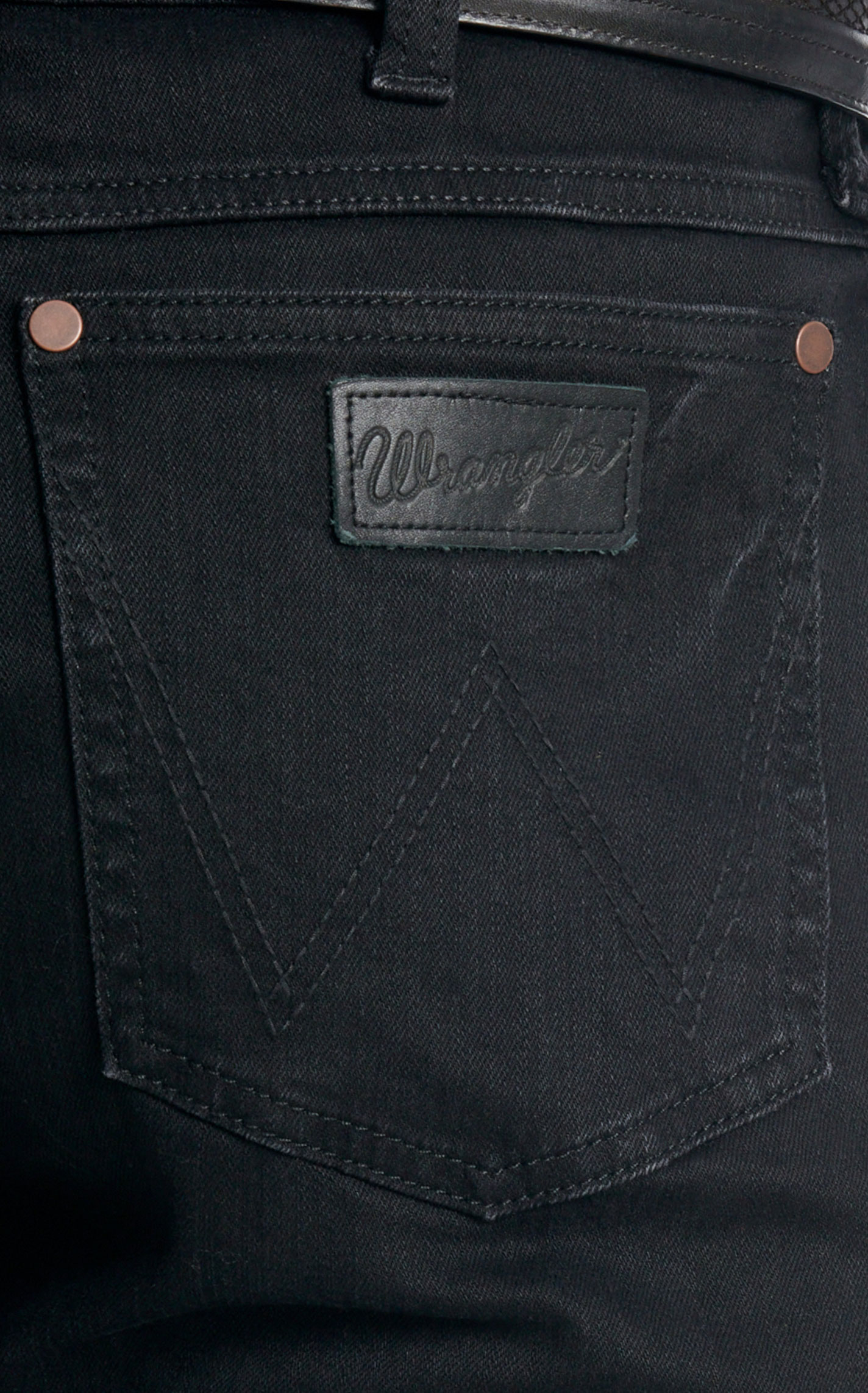 Wrangler Retro Men's 88 Blackwell Black Slim Straight Leg Jeans - Image 1