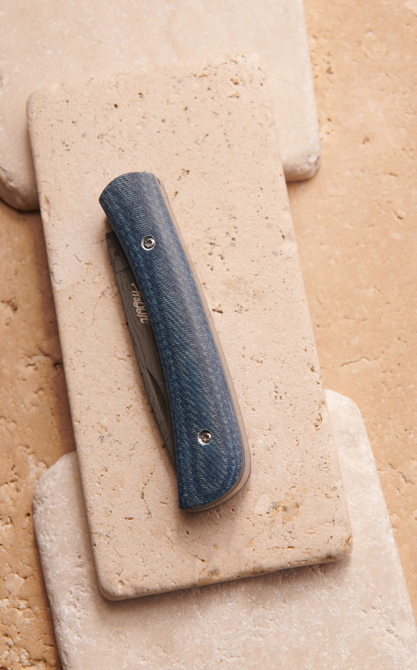 Hooey Denim Blue Print Damascus Blade Micarta Knife - Image 2