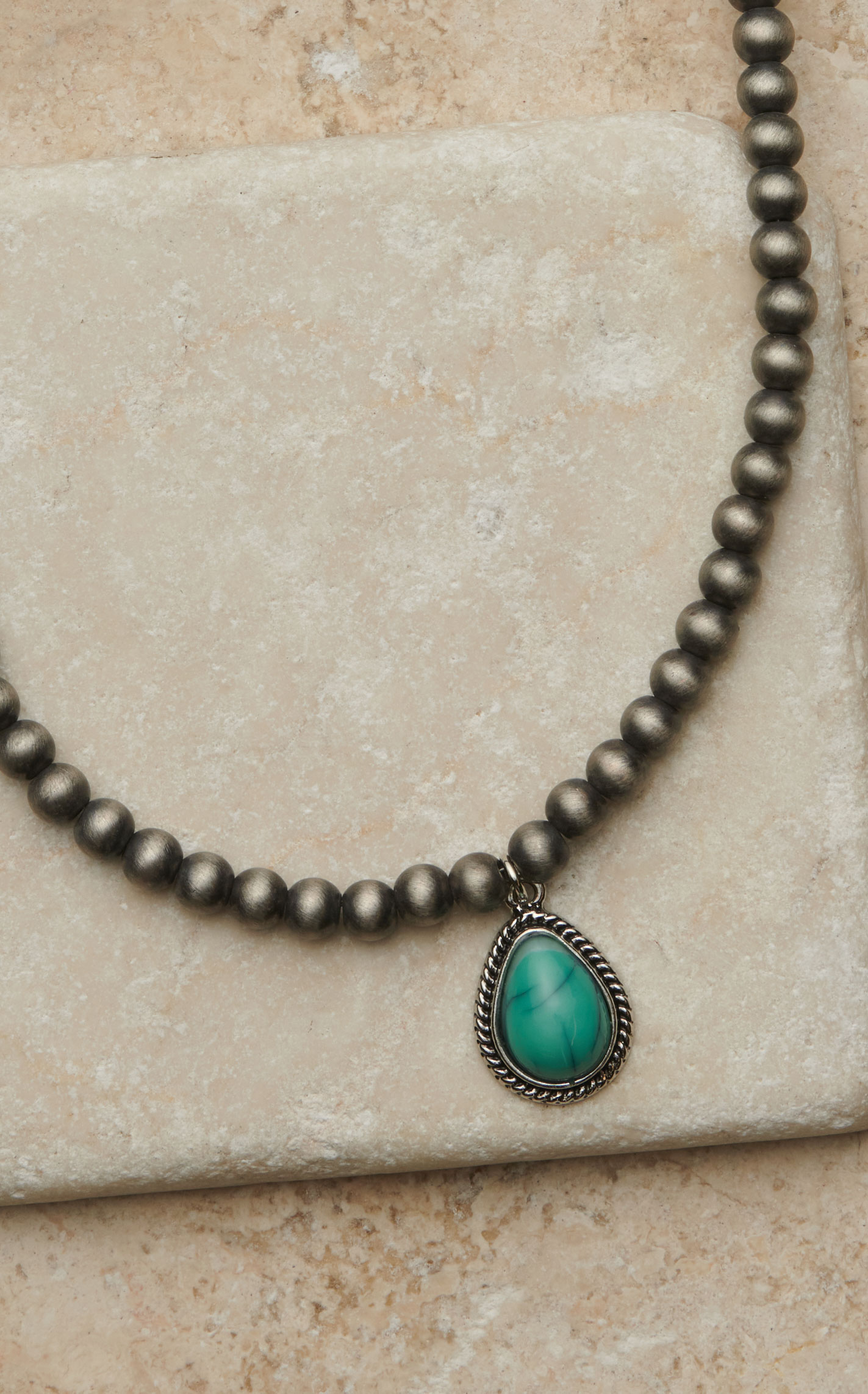 Rockin' C Women's Silver Navajo Pearl with Turquoise Stone Teardrop Pendant Necklace - Image 1