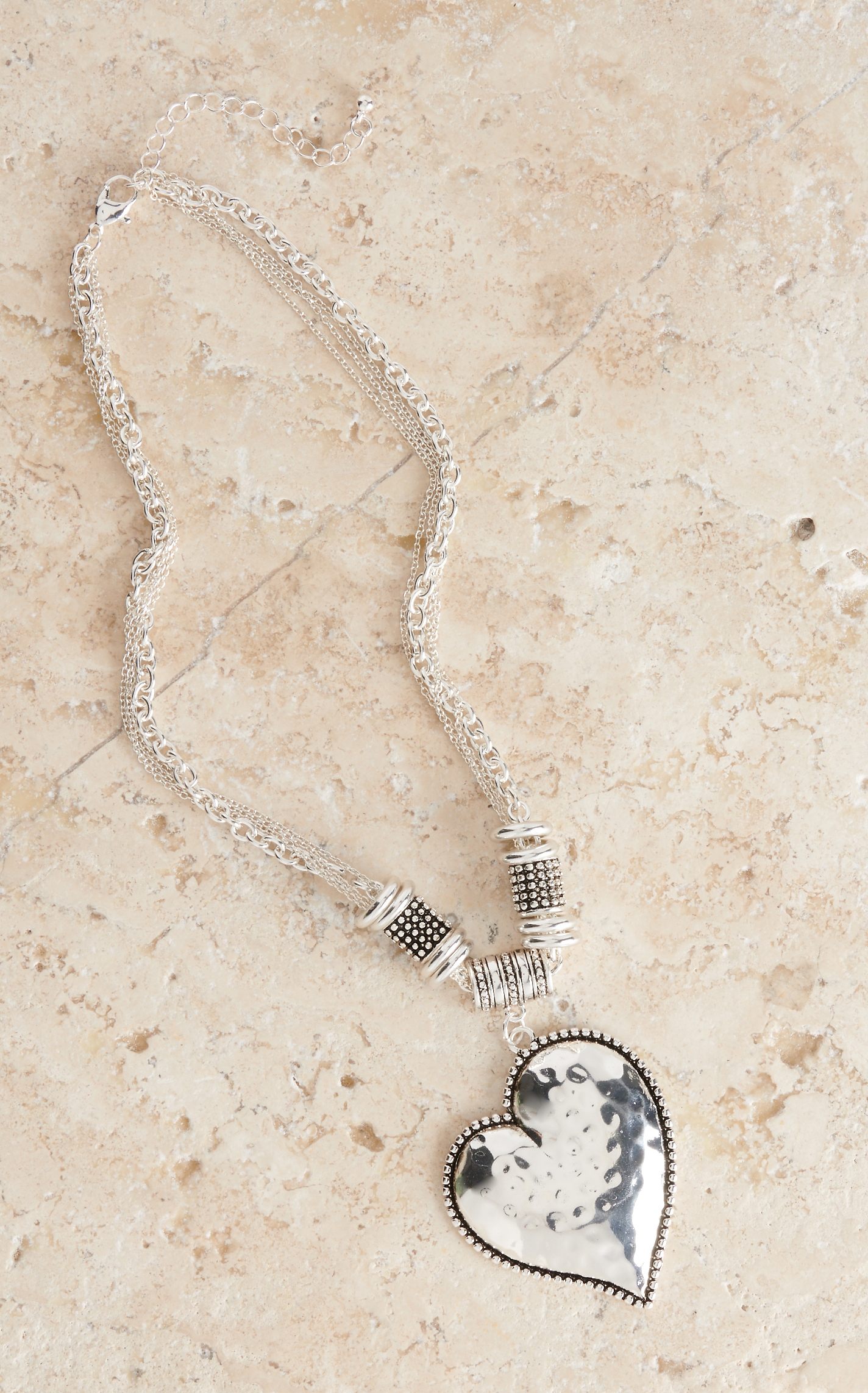 Blazin Roxx Silver Hammered Heart Jewelry Set - Image 1