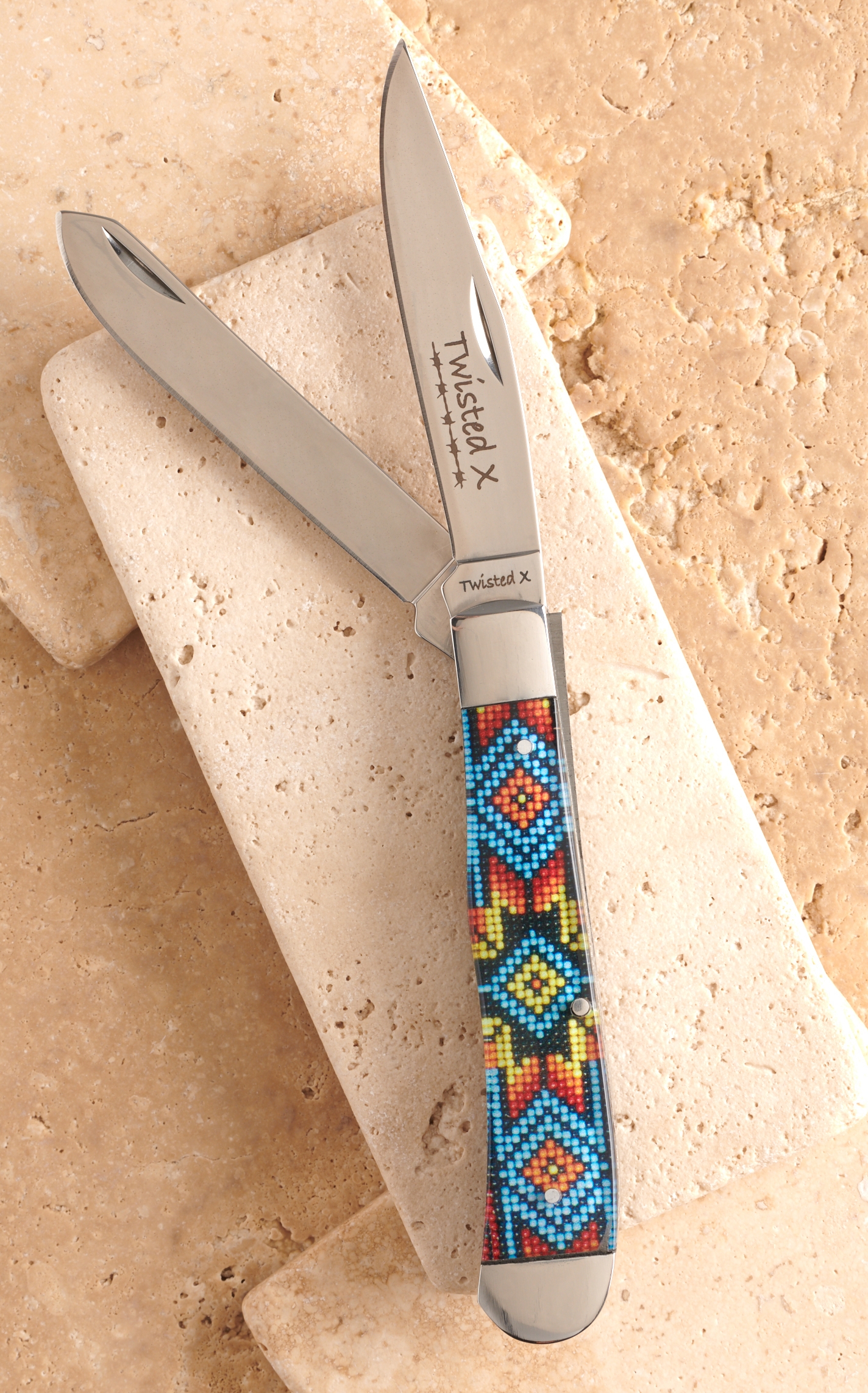 Twisted X Acrylic Beaded Starburst Print Large Trapper Knife - Image 1