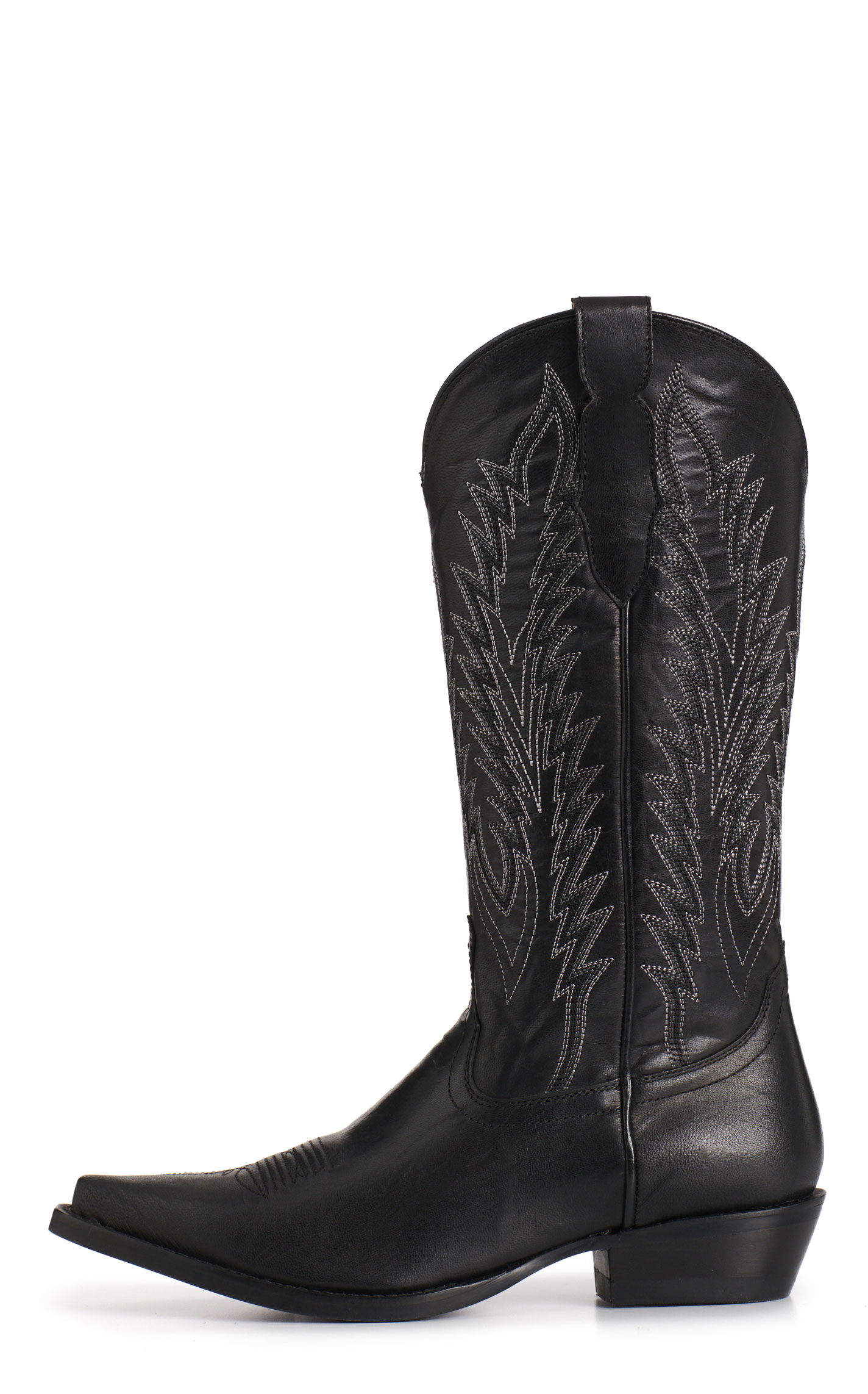 Rockin' C Women's Black Detailed Stitching Snip Toe Cowboy Boots - Image 1