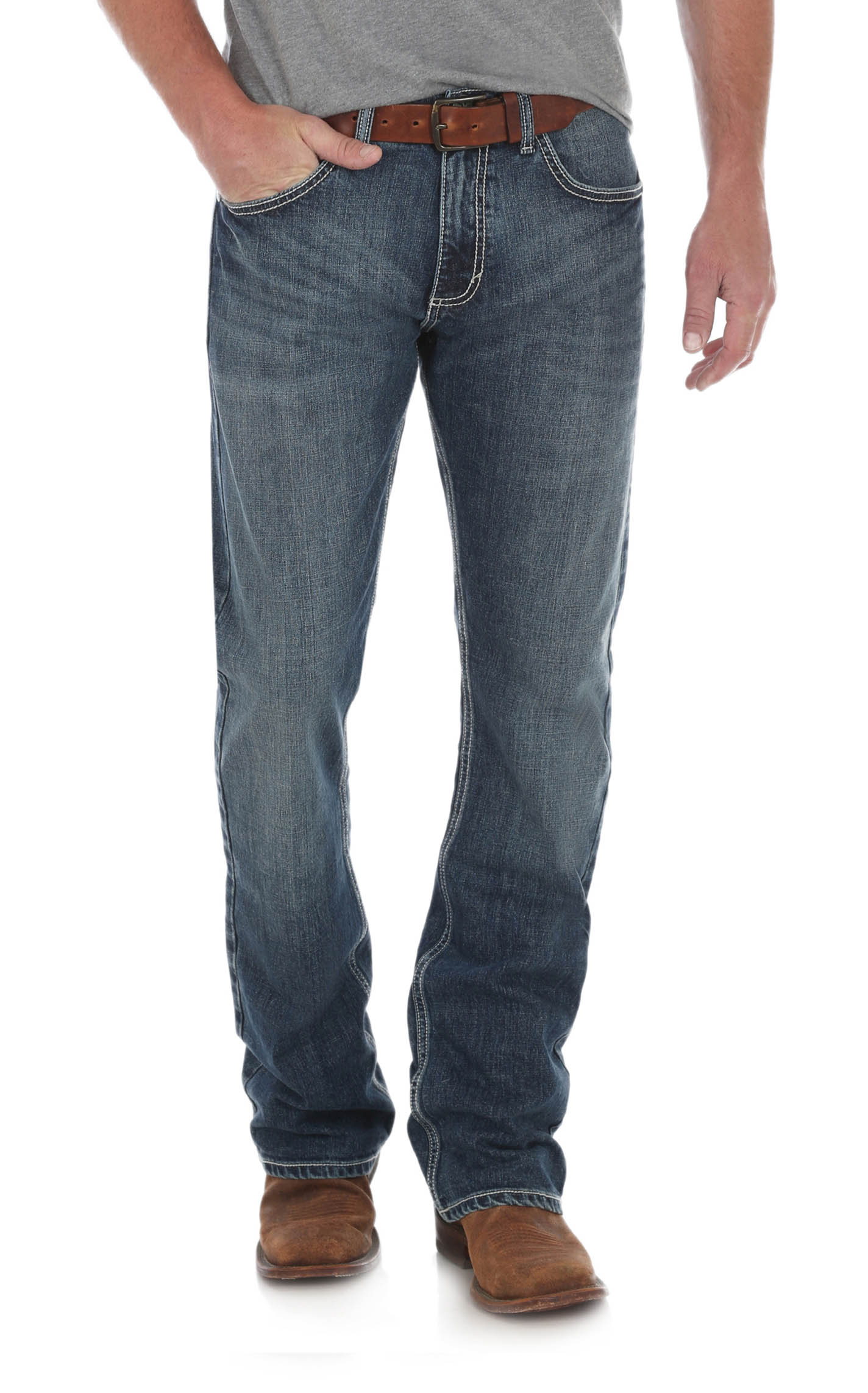 Wrangler 20X Men's Medium Wash Vintage Comfort Fit Boot Cut Jeans - Image 1