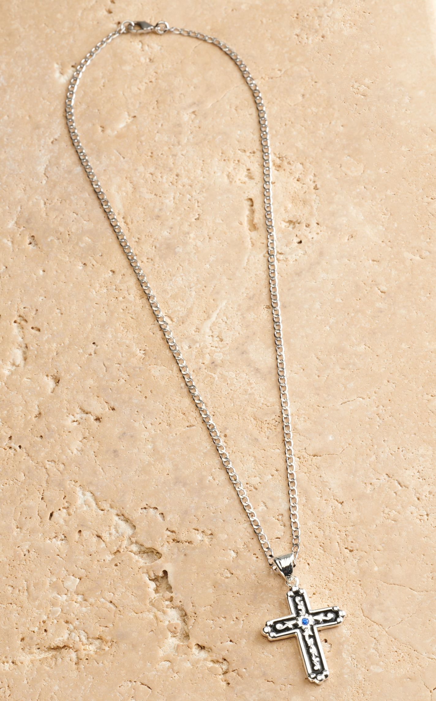 Silver Strike Men's Silver and Black Cross Pendant Necklace - Image 1