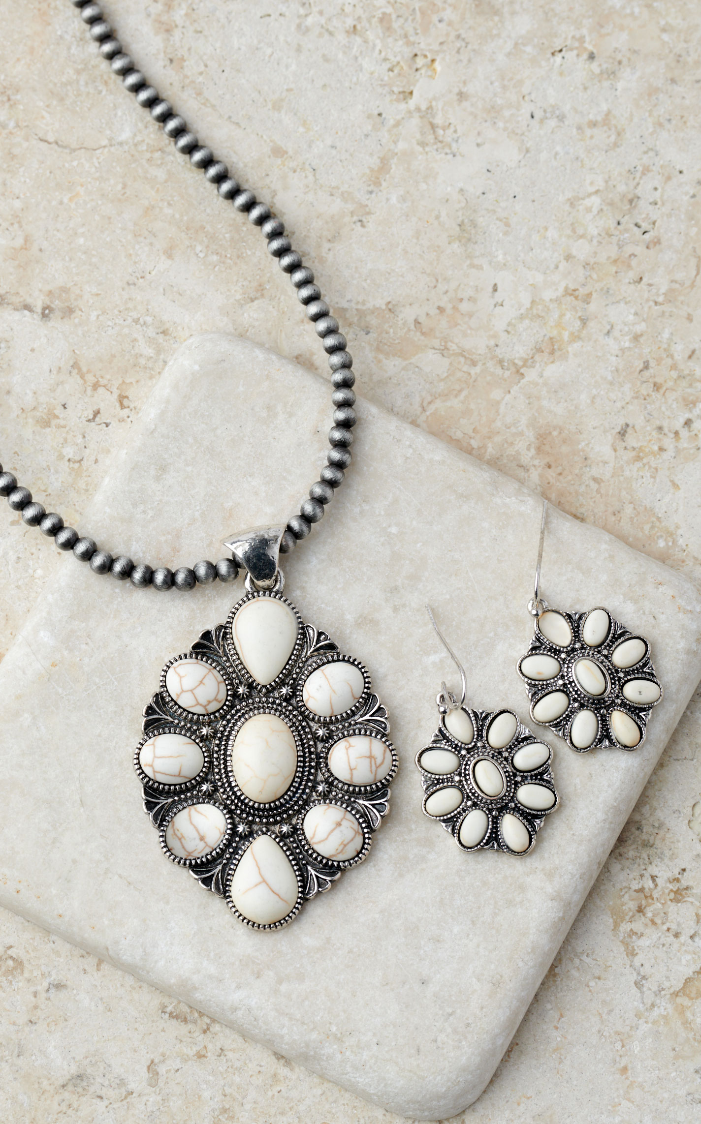 Blazin Roxx Silver and White Squash Blossom Necklace and Earring Set - Image 1