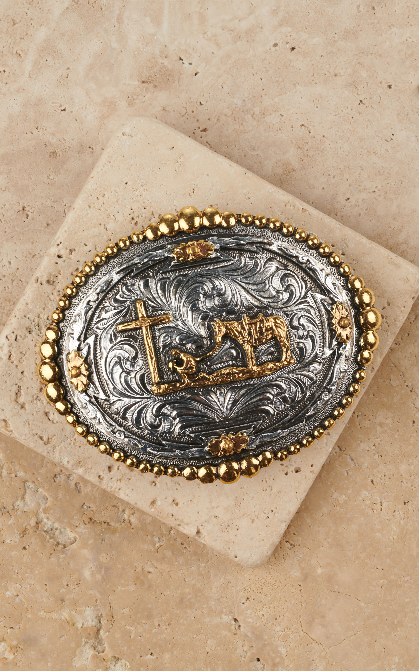 AndWest Men's Oval Silver and Gold Praying Cowboy with Beaded Edge Belt Buckle - Image 1