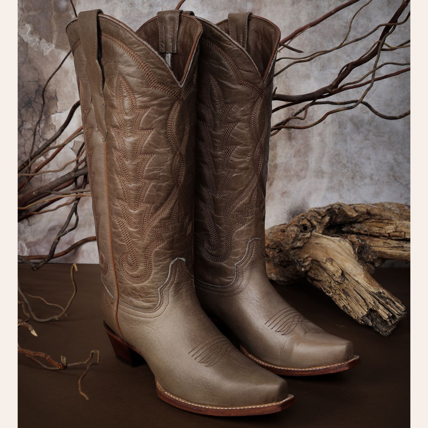 Circle G By Corral Women's Sand Stitched Snip Toe Cowboy Boots - Image 1