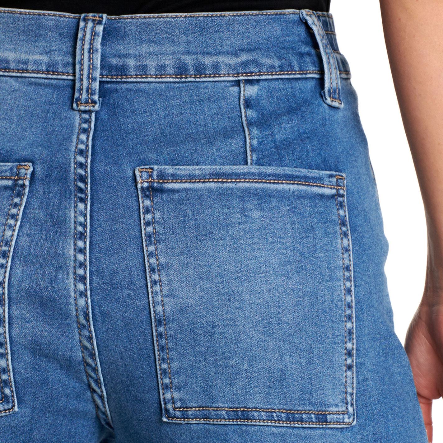 Vervet Women's Light Wash High Rise Supersoft Baggy Wide Leg Crop Jeans - Image 1