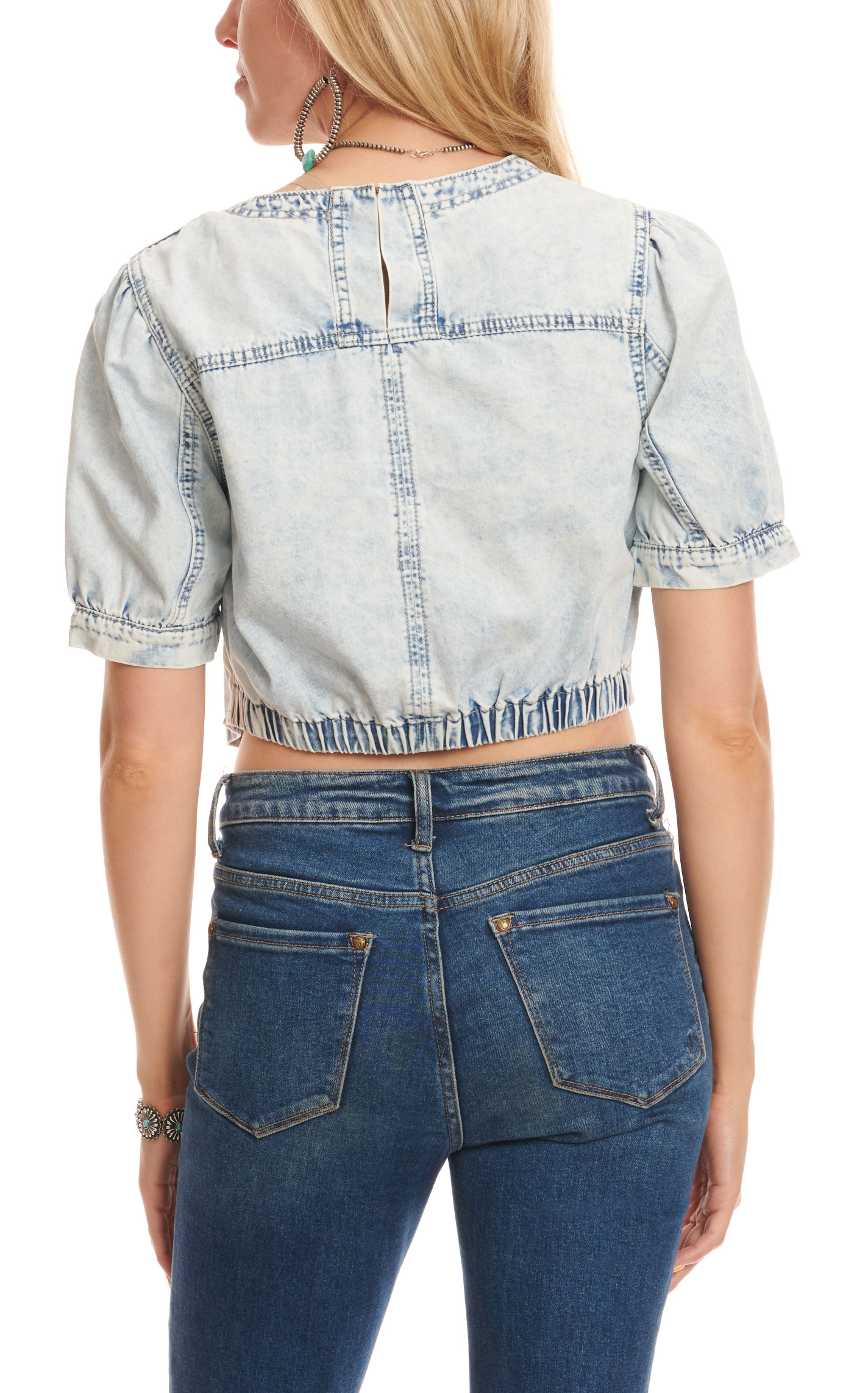 Savanna Jane Women's Light Wash Denim Keyhole Crop Top - Image 1