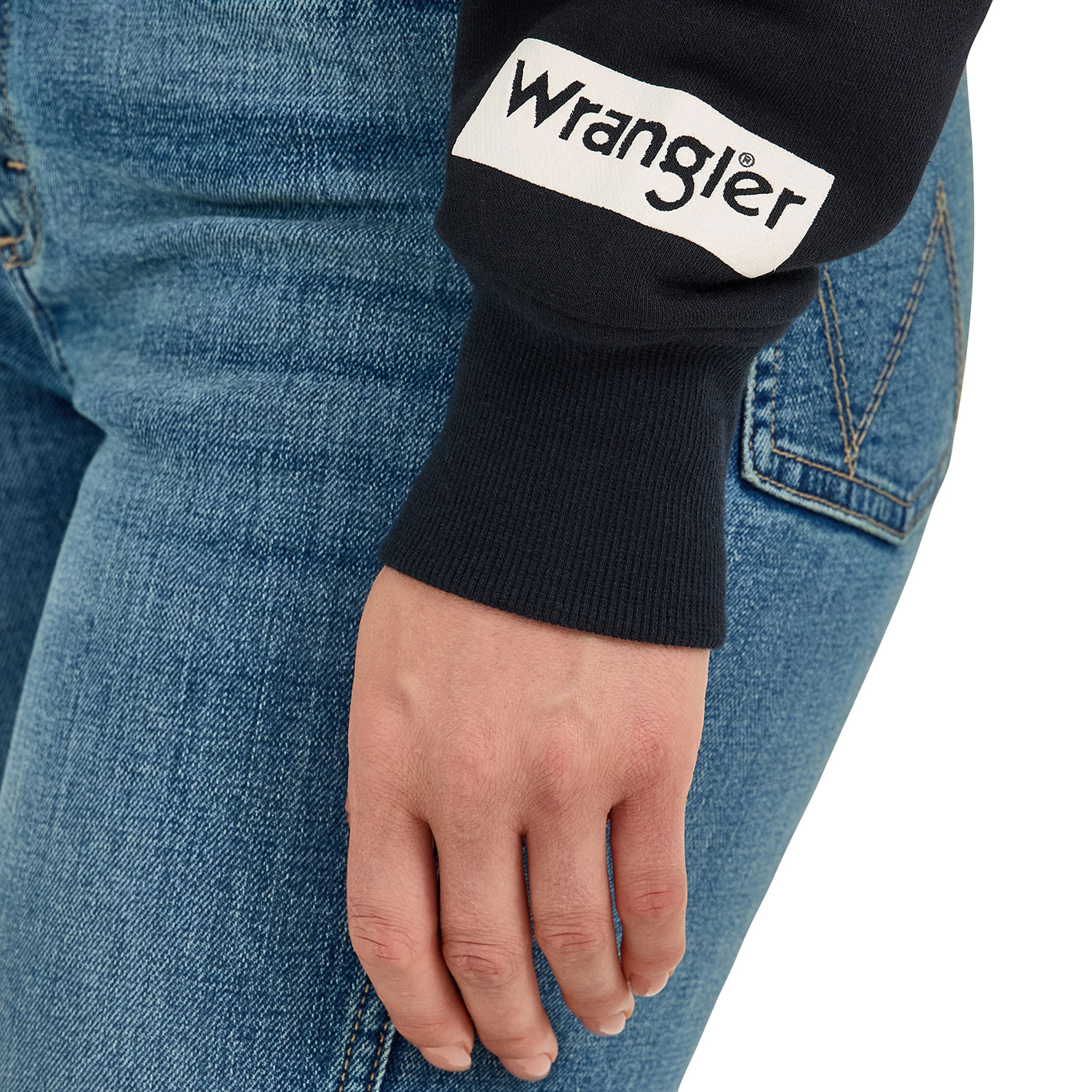 Wrangler Retro Women's Long Live Cowboys Black Sweatshirt - Image 4