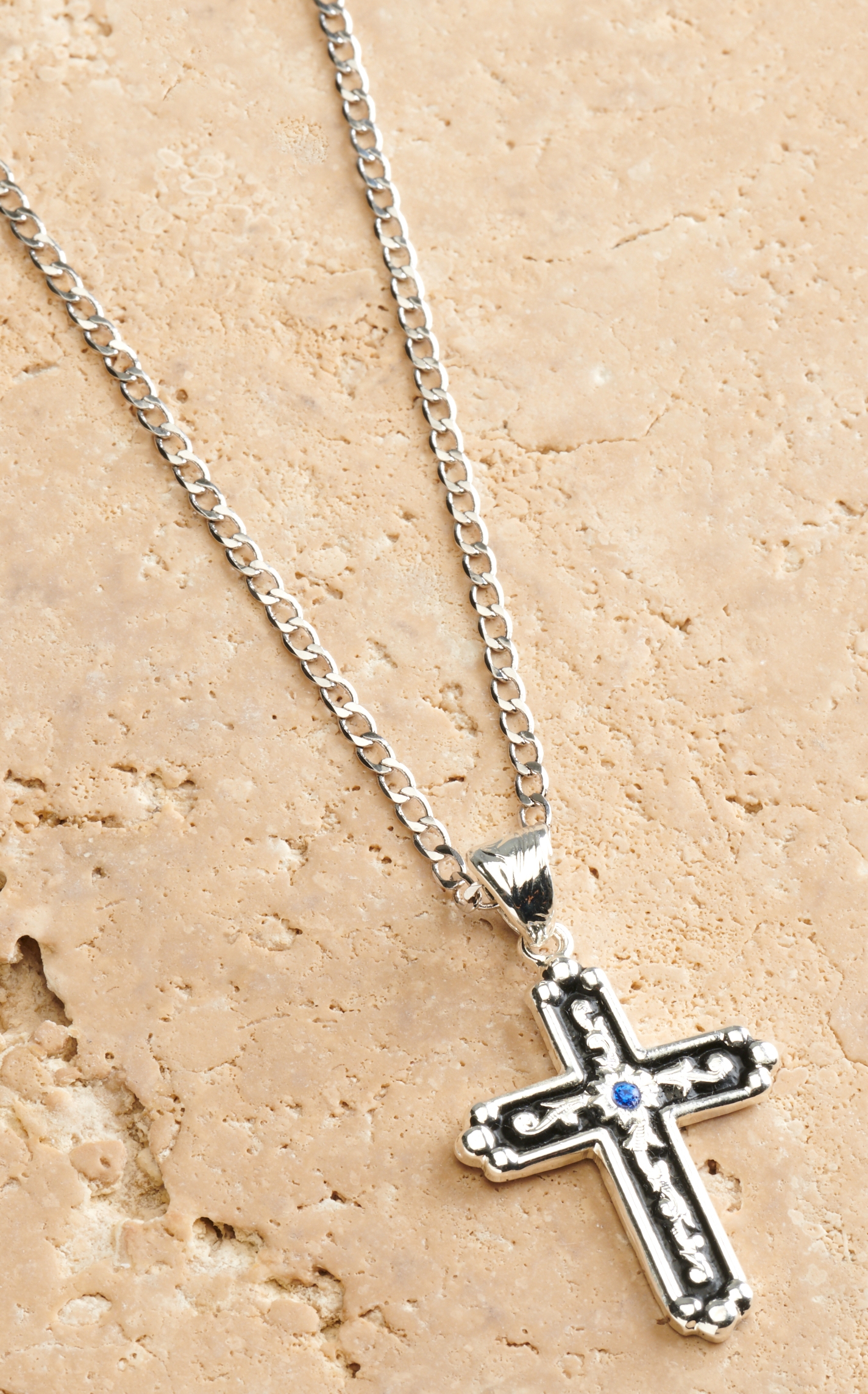 Silver Strike Men's Silver and Black Cross Pendant Necklace - Image 1