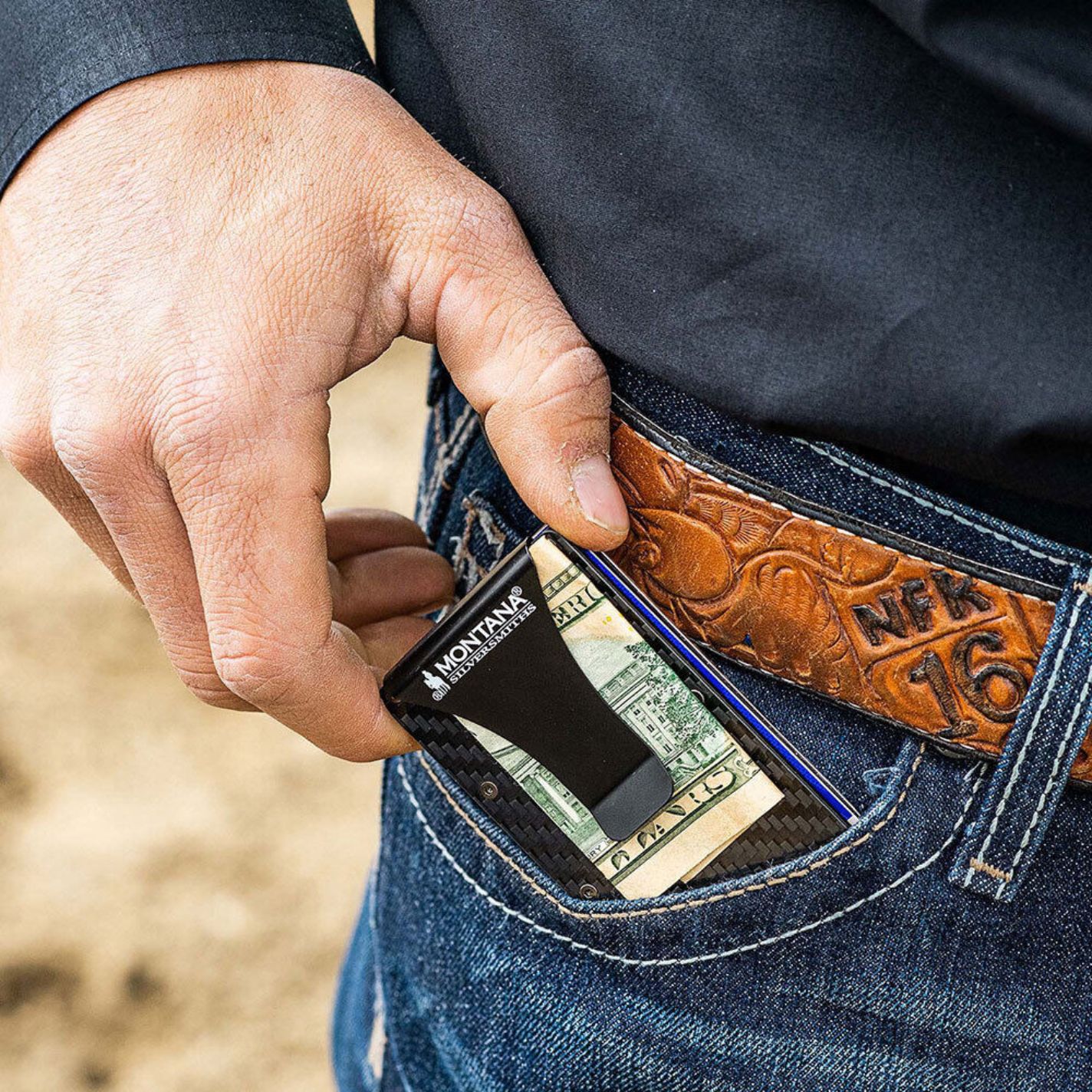 Montana Silversmiths Engraved Silver Credit Card & Cash Case - Image 1