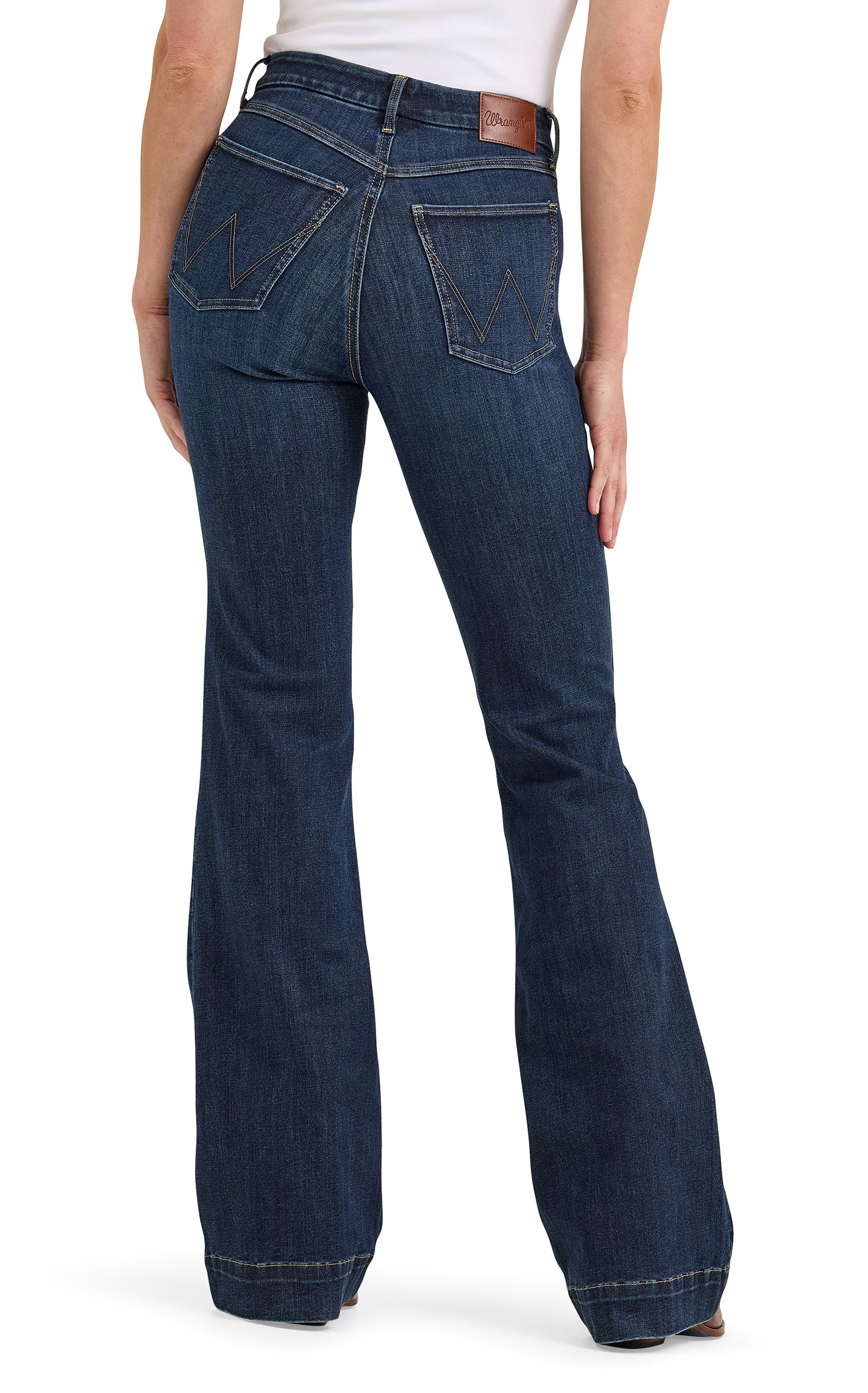 Wrangler Bespoke Women's Alexandra High Rise Trouser Leg Jeans - Image 1