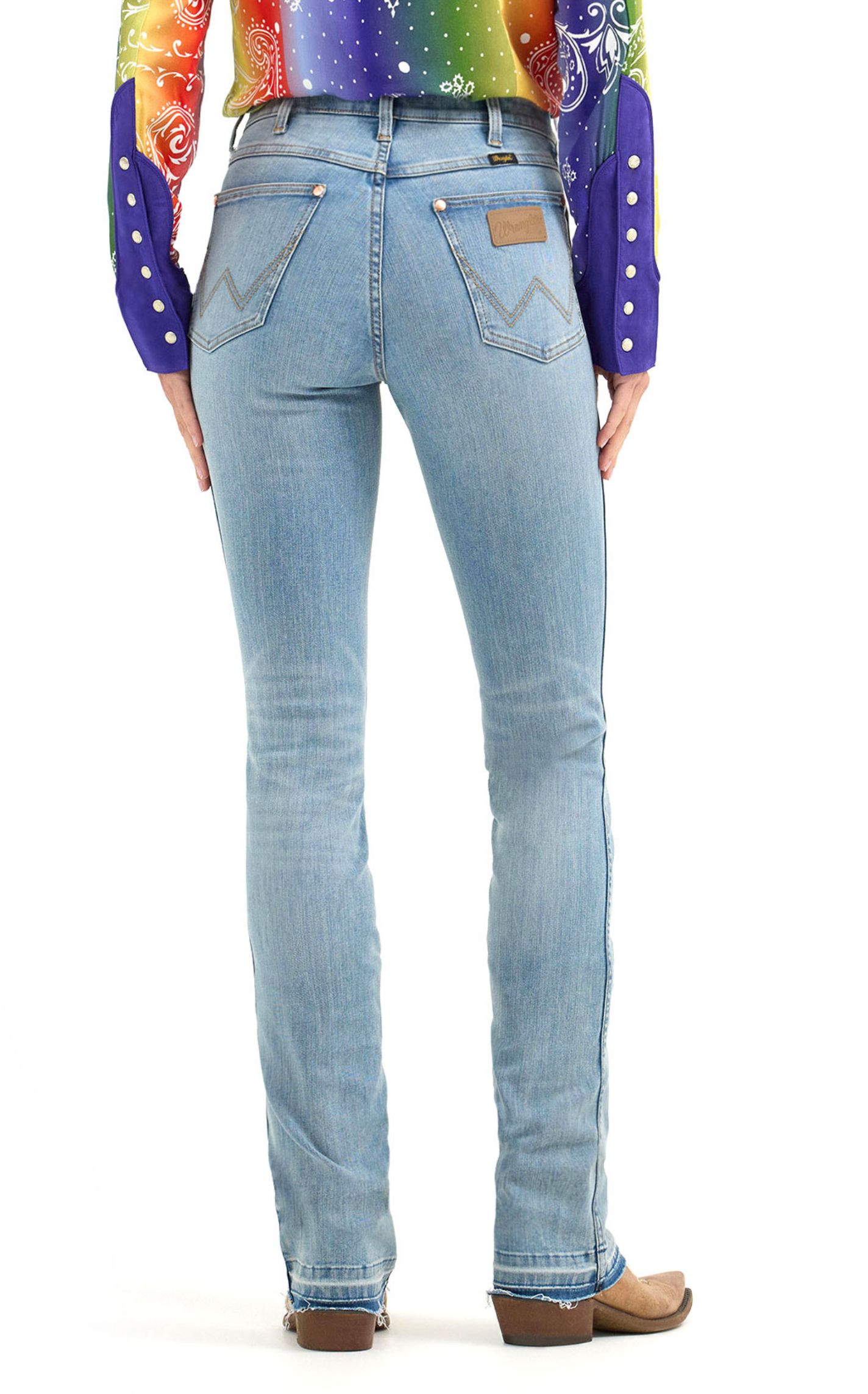 Wrangler X Lainey Wilson Women's Light Wash Boot Hugger Jeans - Image 1