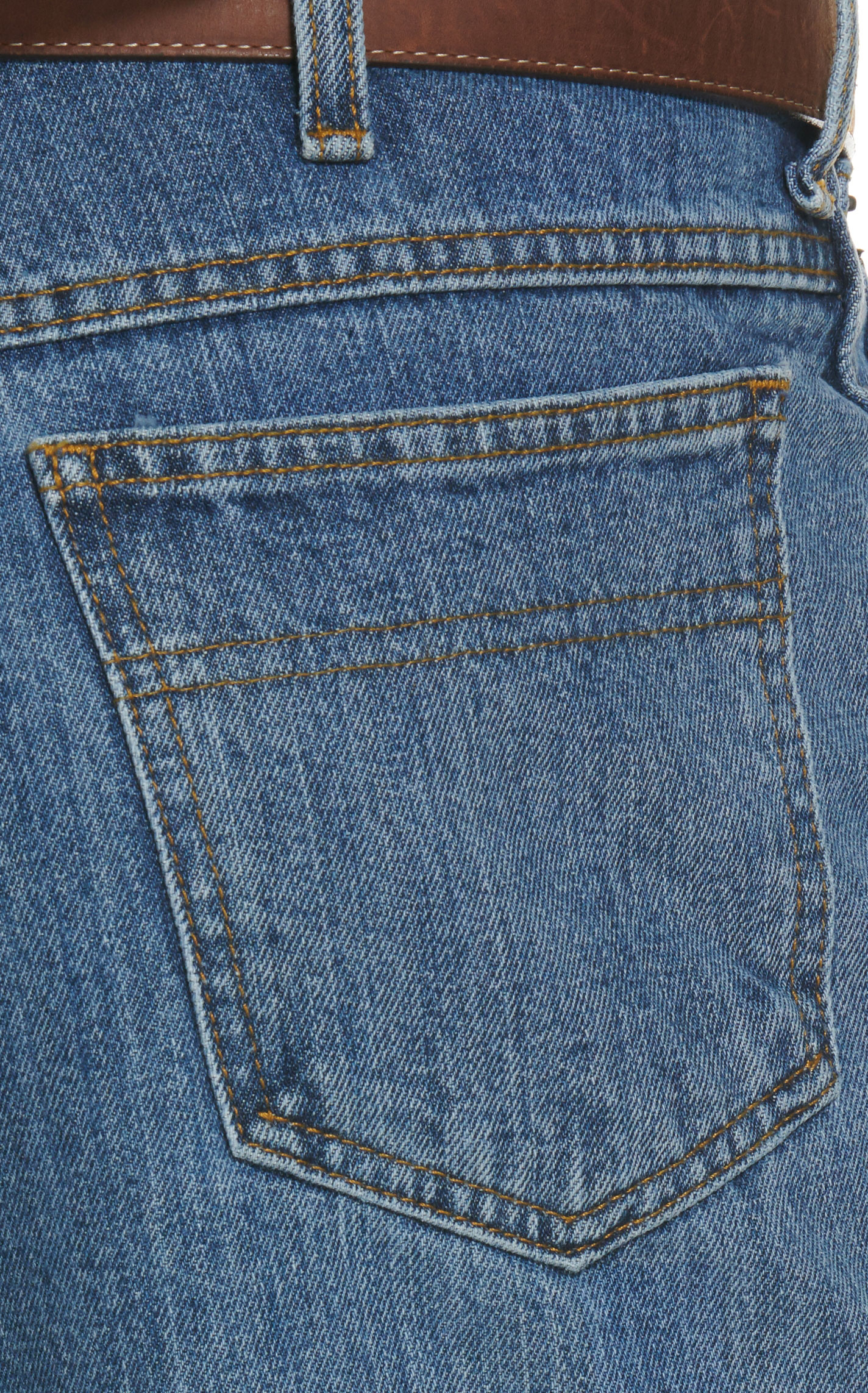 Cinch Men's Green Label Medium Stonewash Relaxed Fit Tapered Leg Jean - Image 1