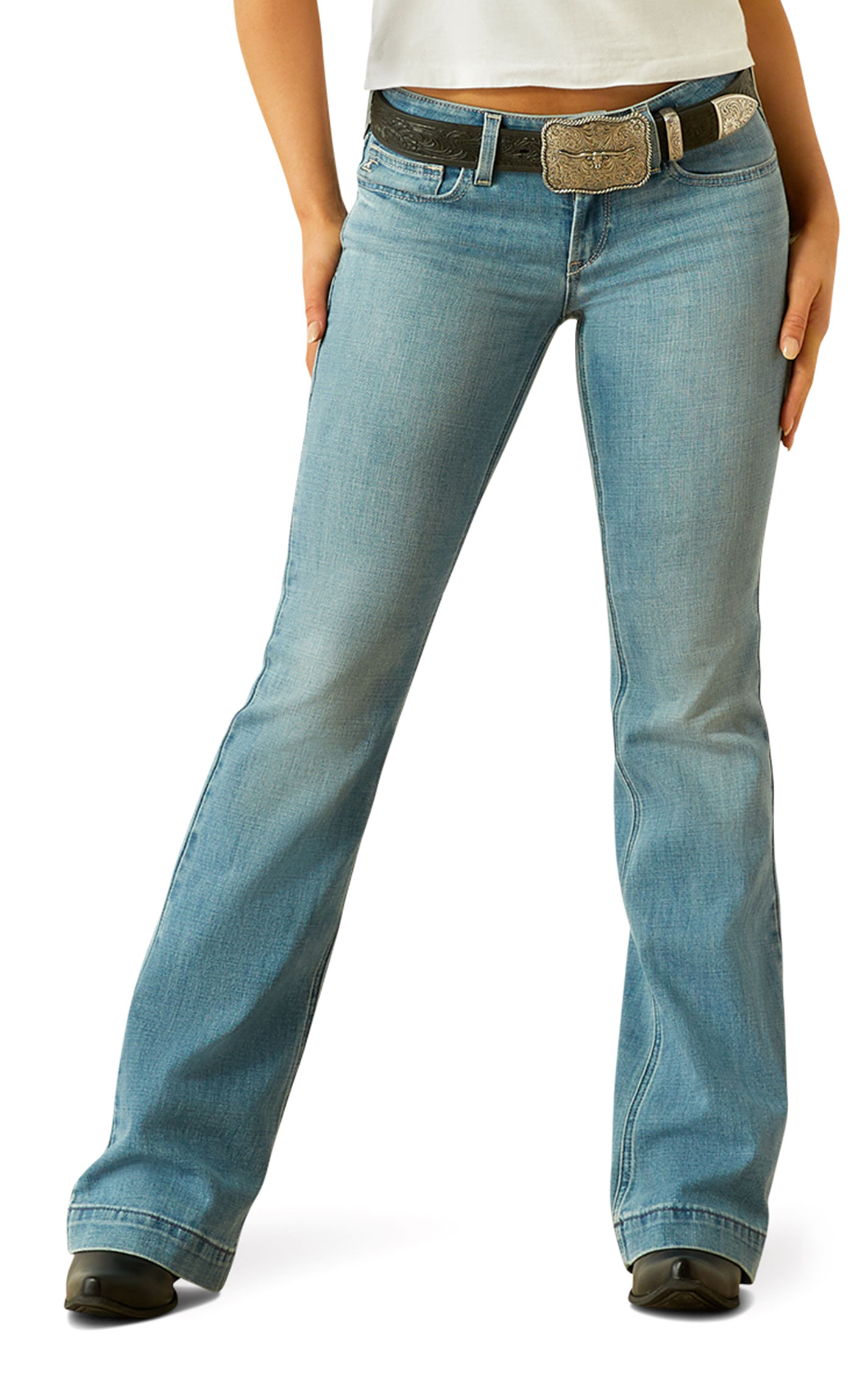 Ariat Women's Zoe Petaluma Light Wash Mid Rise Trouser Jeans - Image 1