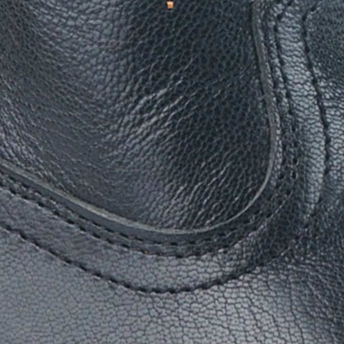 Ariat Women's Darlin Old Black Leather Round Toe Western Booties - Image 1
