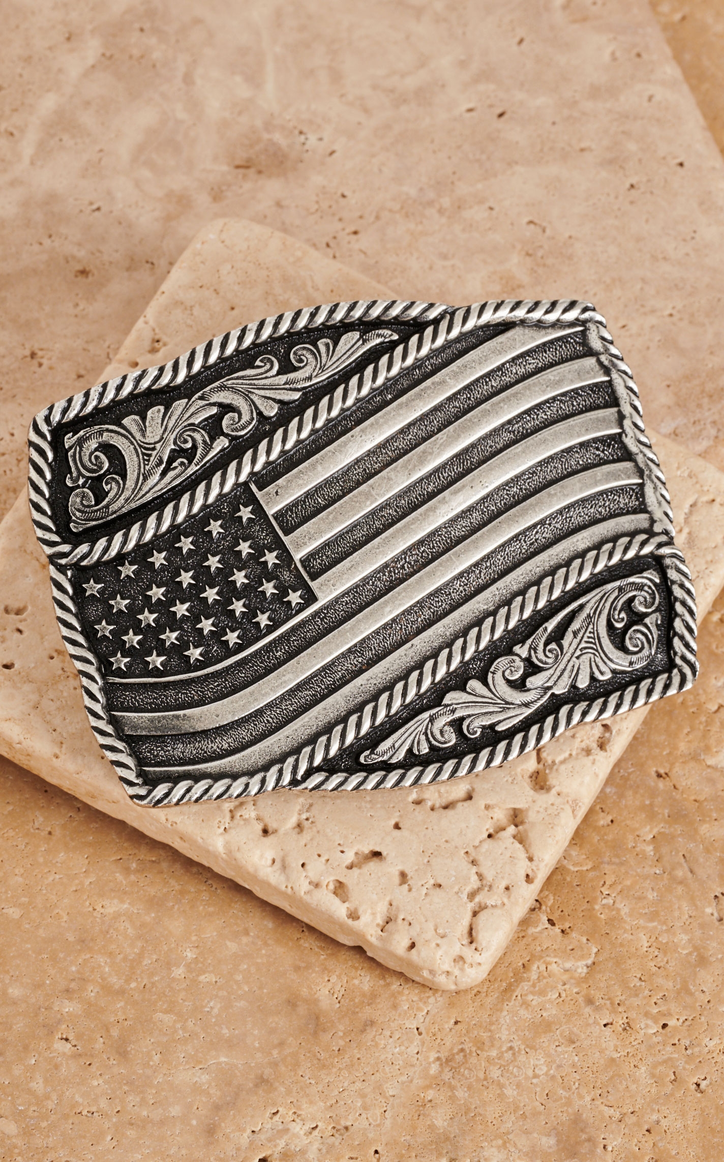 Montana Silversmiths Classic Impressions Waving American Flag Attitude Belt Buckle - Image 1