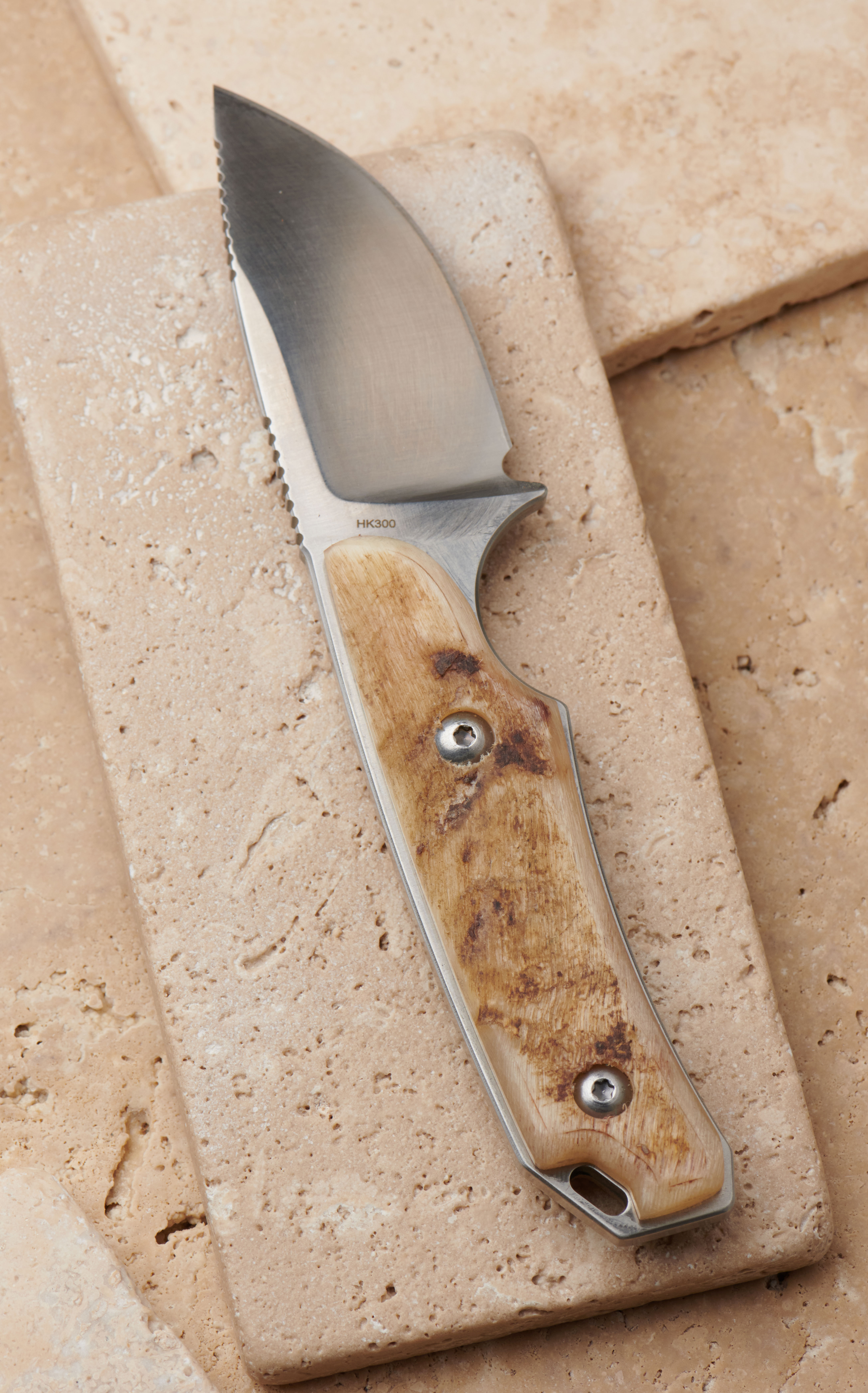 Hooey Ram Horn Fixed Blade Skinner Knife with Sheath - Image 1