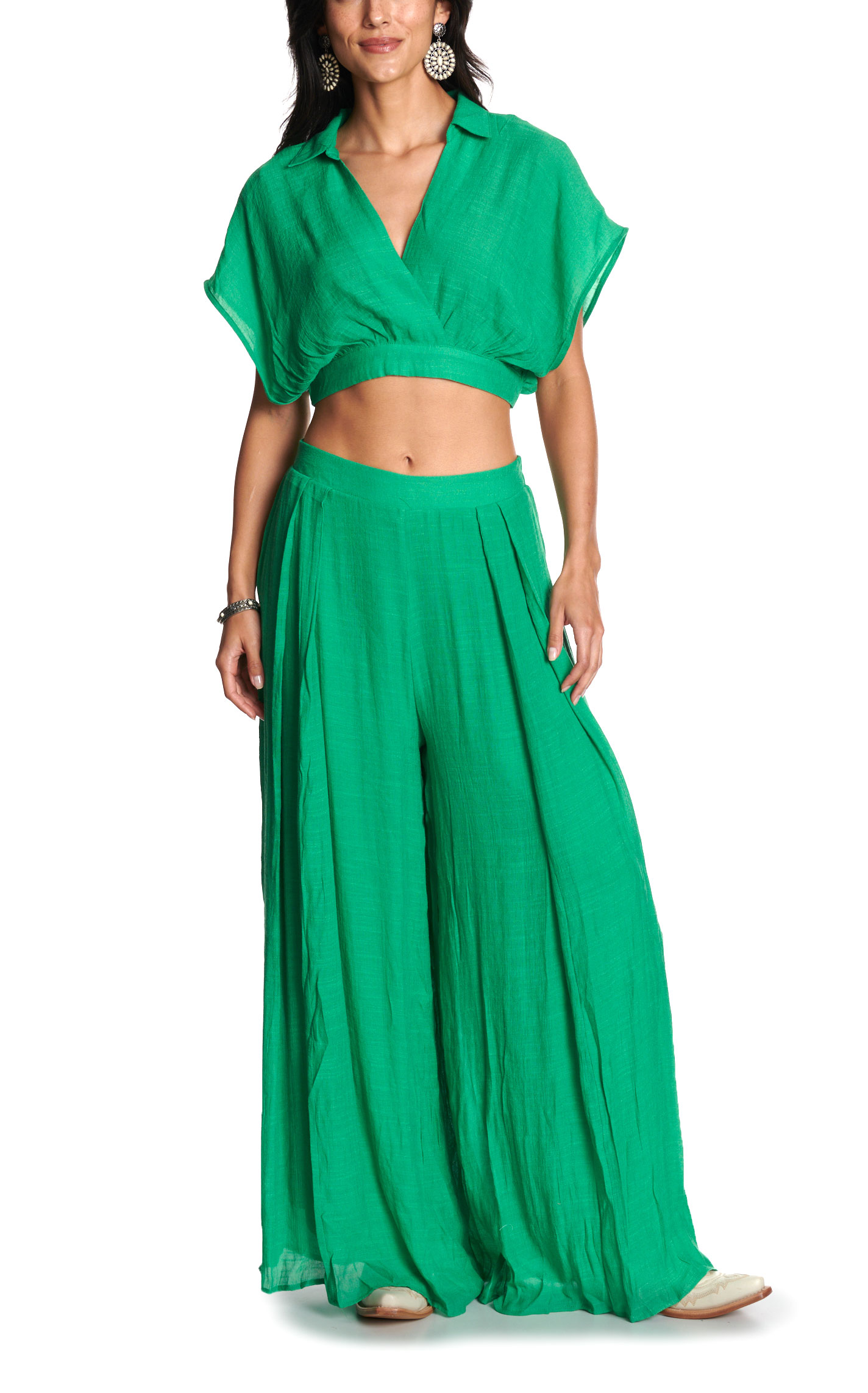 HYFVE Women's Green Crop Top - Image 1