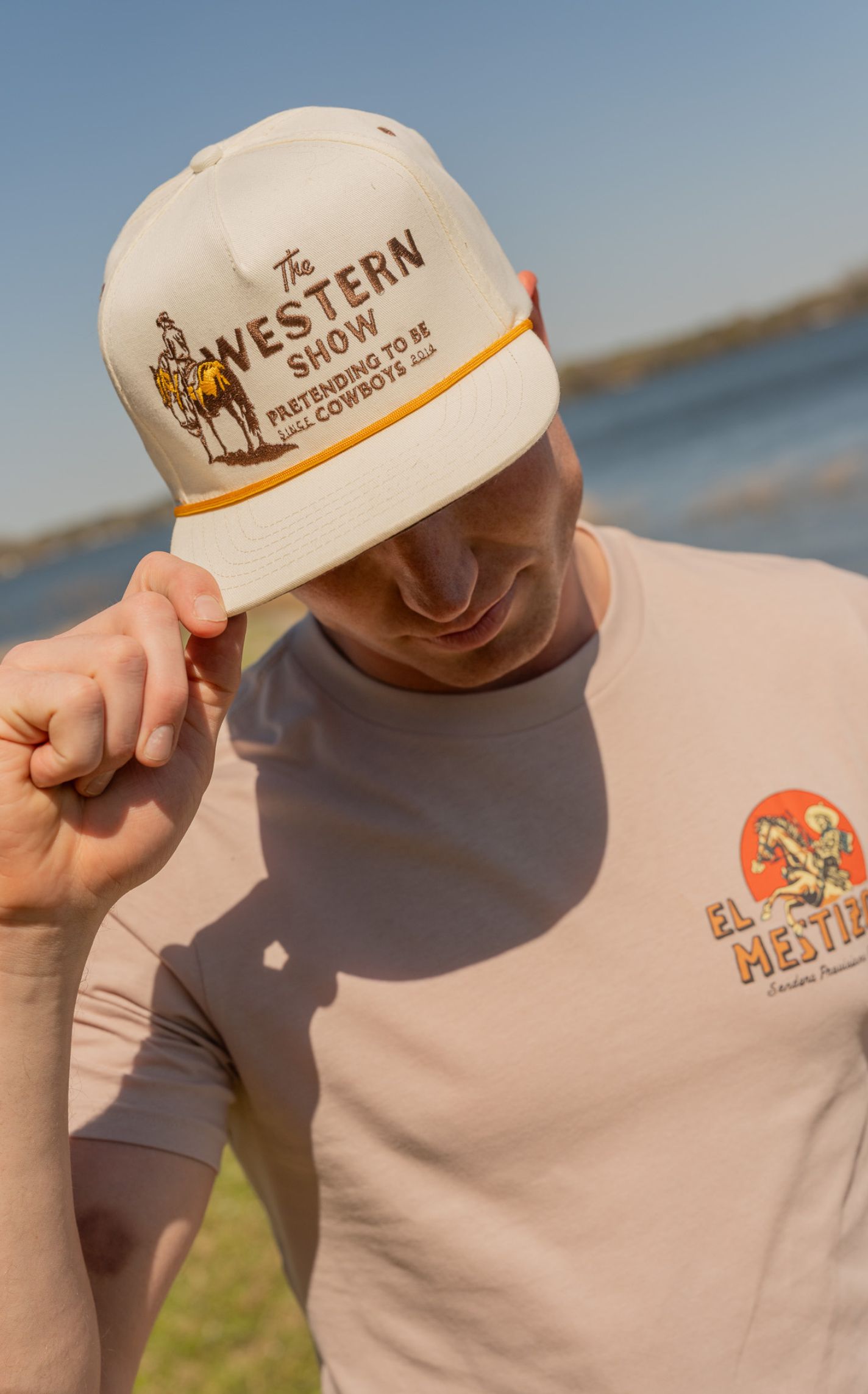 Sendero Provisions Co. Men's Cream The Western Show Logo Cap - Image 1