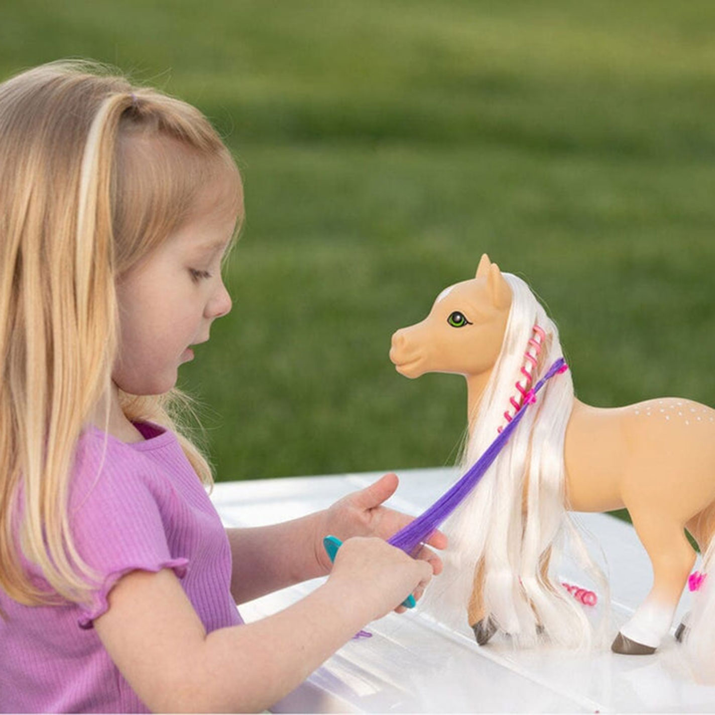 Breyer Sunflower Mane Beauty Styling Pony Horse Toy - Image 1