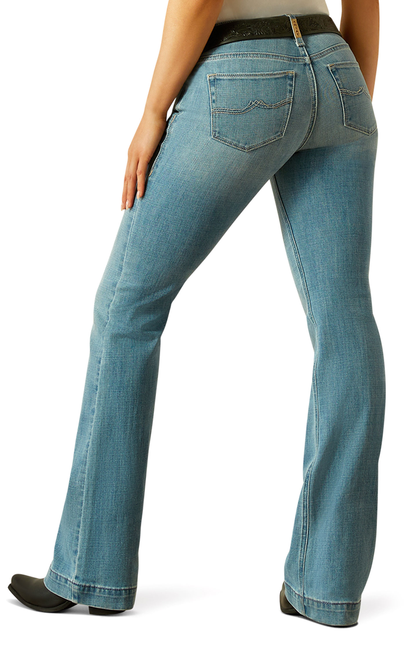 Ariat Women's Zoe Petaluma Light Wash Mid Rise Trouser Jeans - Image 1