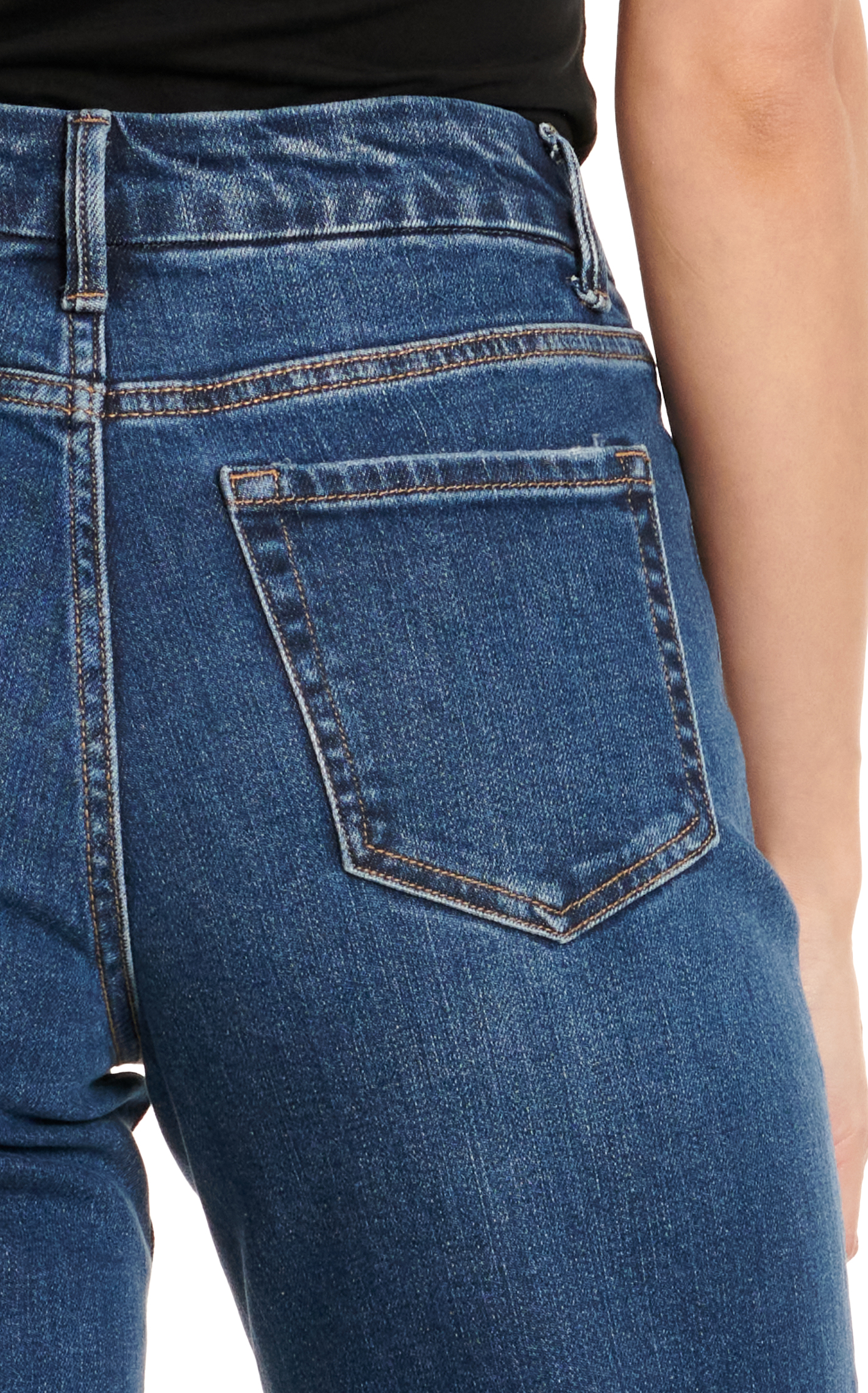 Vervet Women's Linsey Dark Wash High Rise 90's Loose Fit Wide Leg Jeans - Image 1