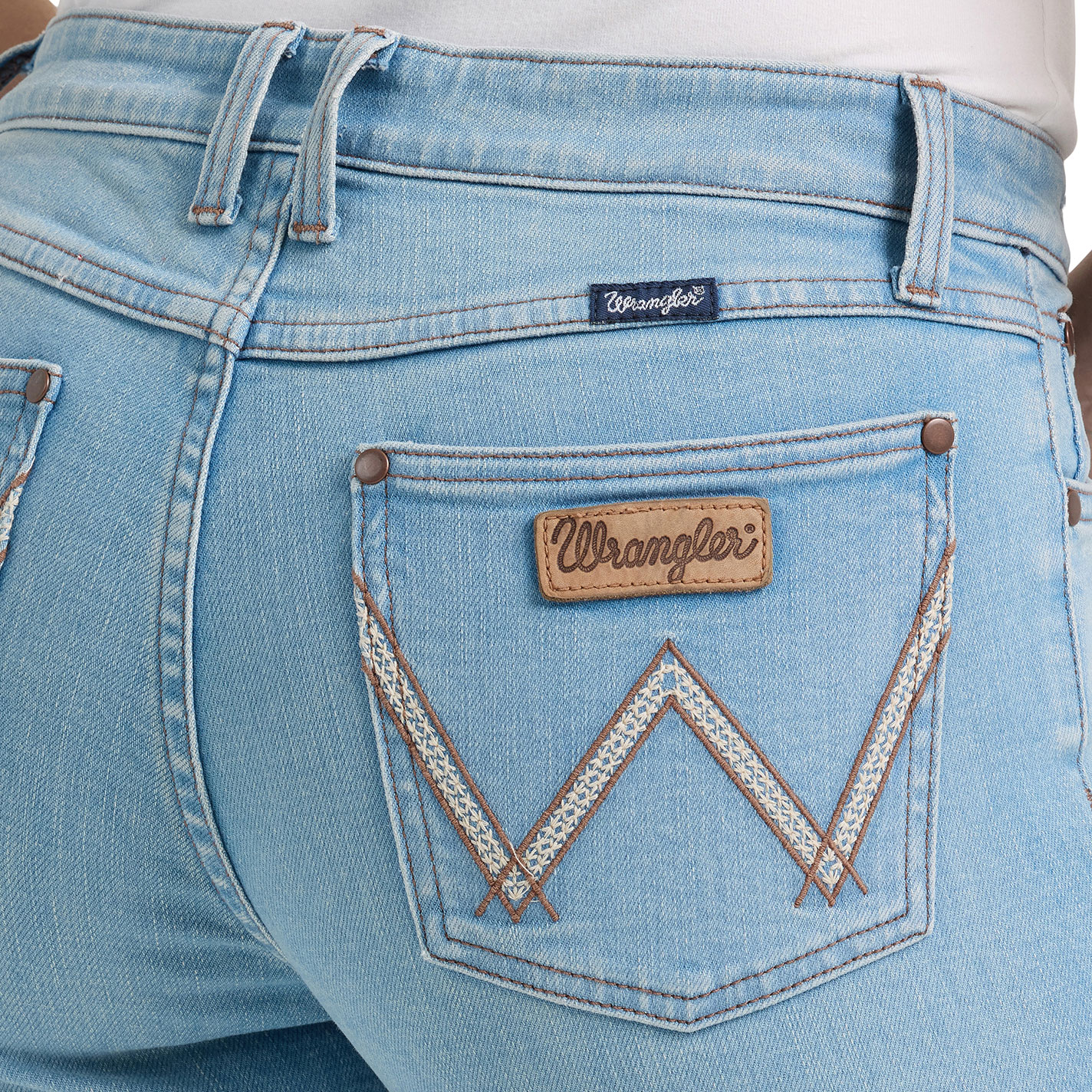 Wrangler Retro Women's Mae Mia Light Wash Trouser Jeans - Image 1