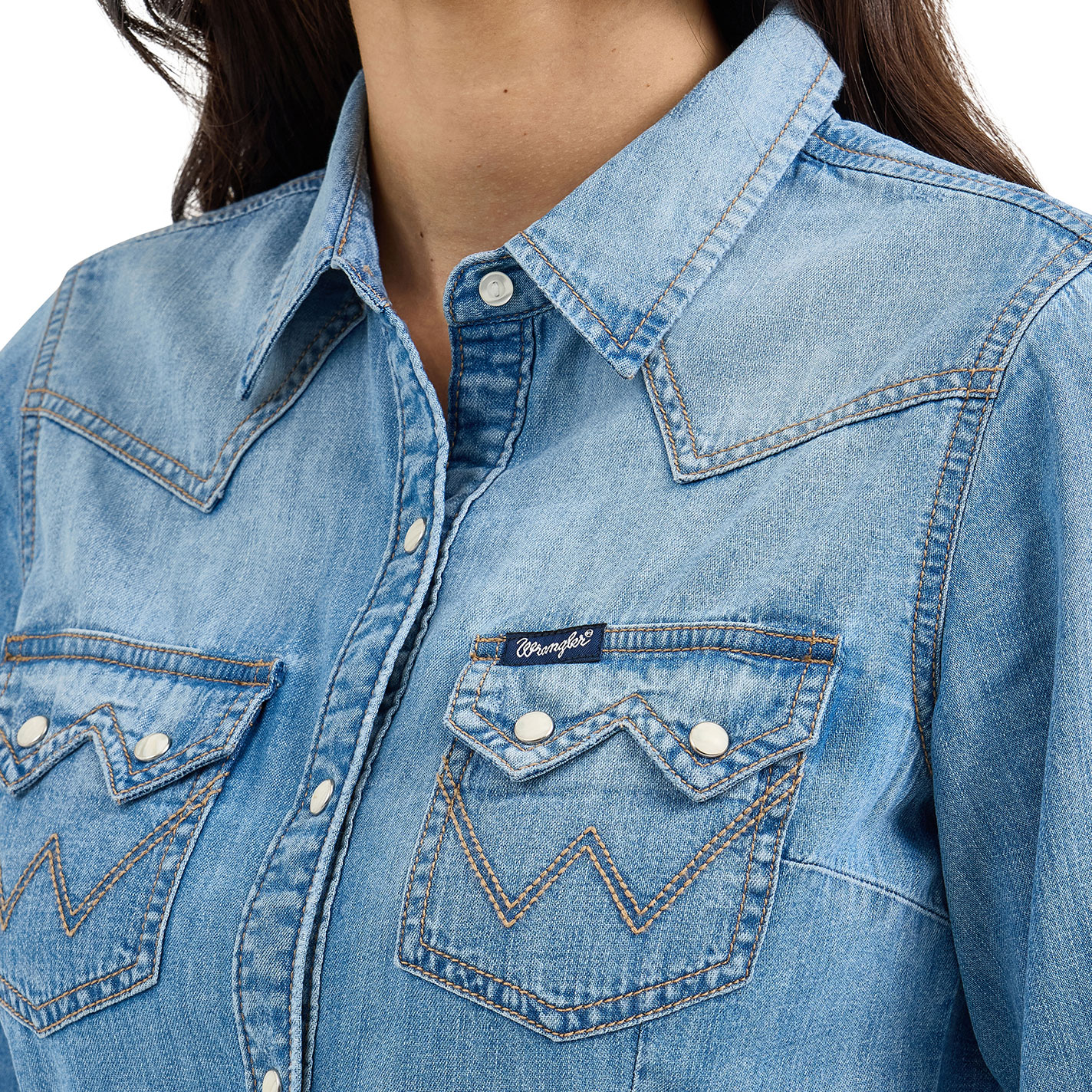 Wrangler Retro Women's Medium Wash Denim Western Shirt - Image 3